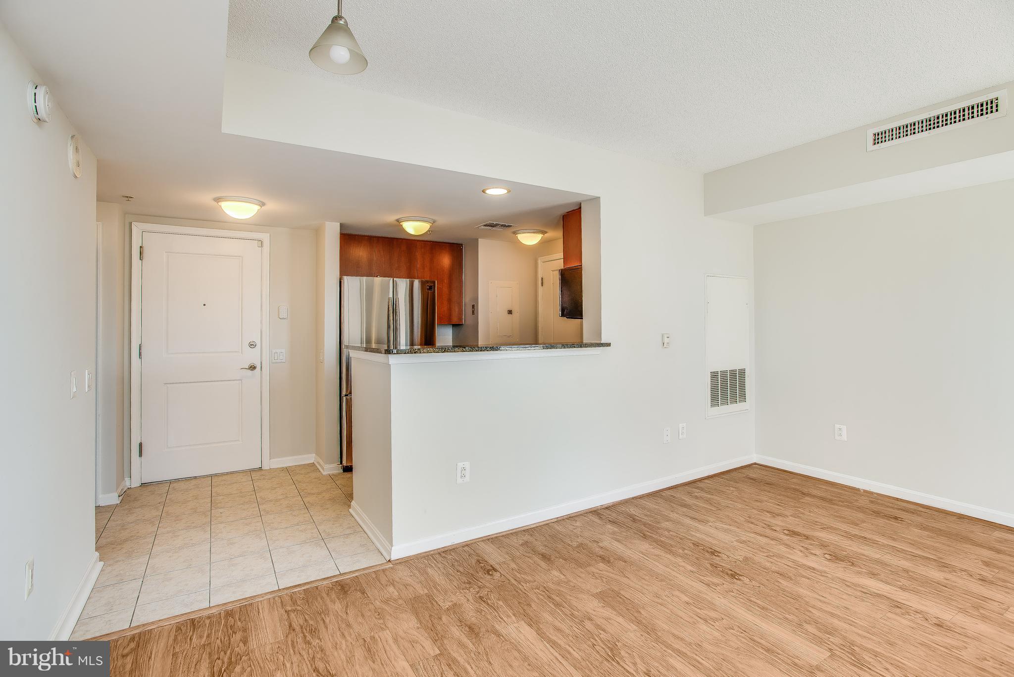 CRESCENT - Residential