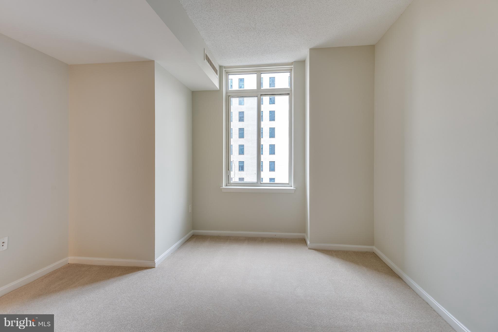 CRESCENT - Residential