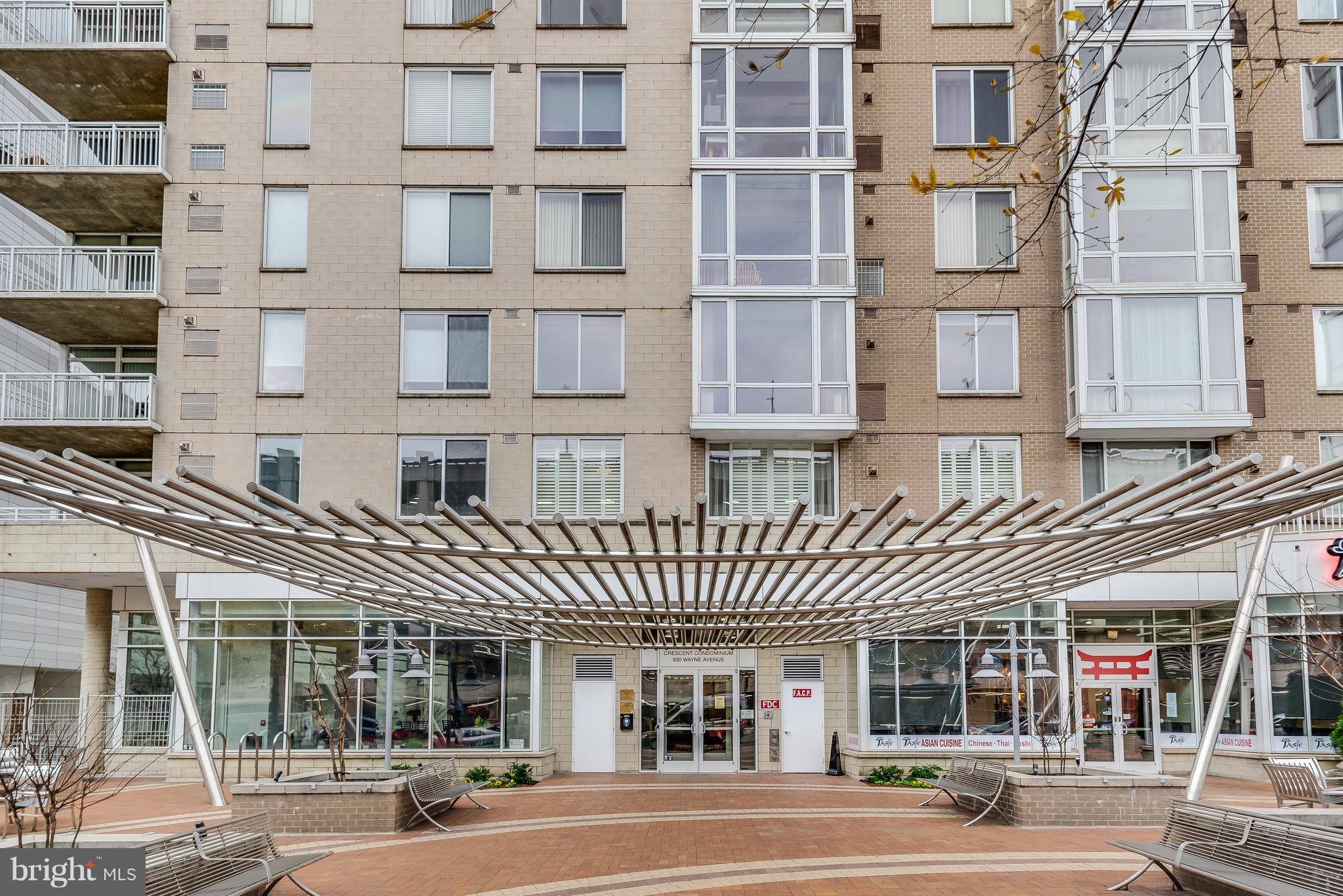 CRESCENT - Residential