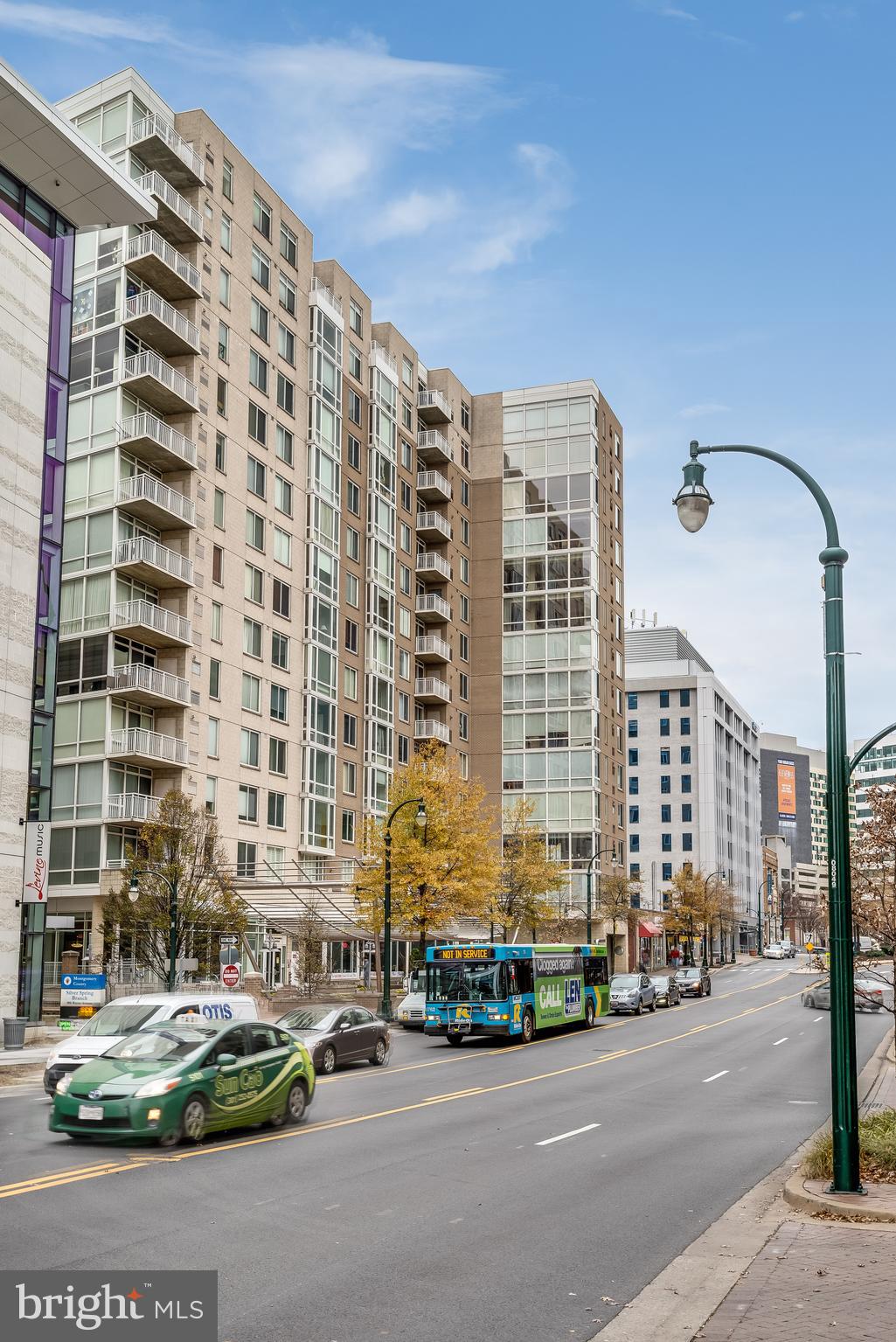 CRESCENT - Residential