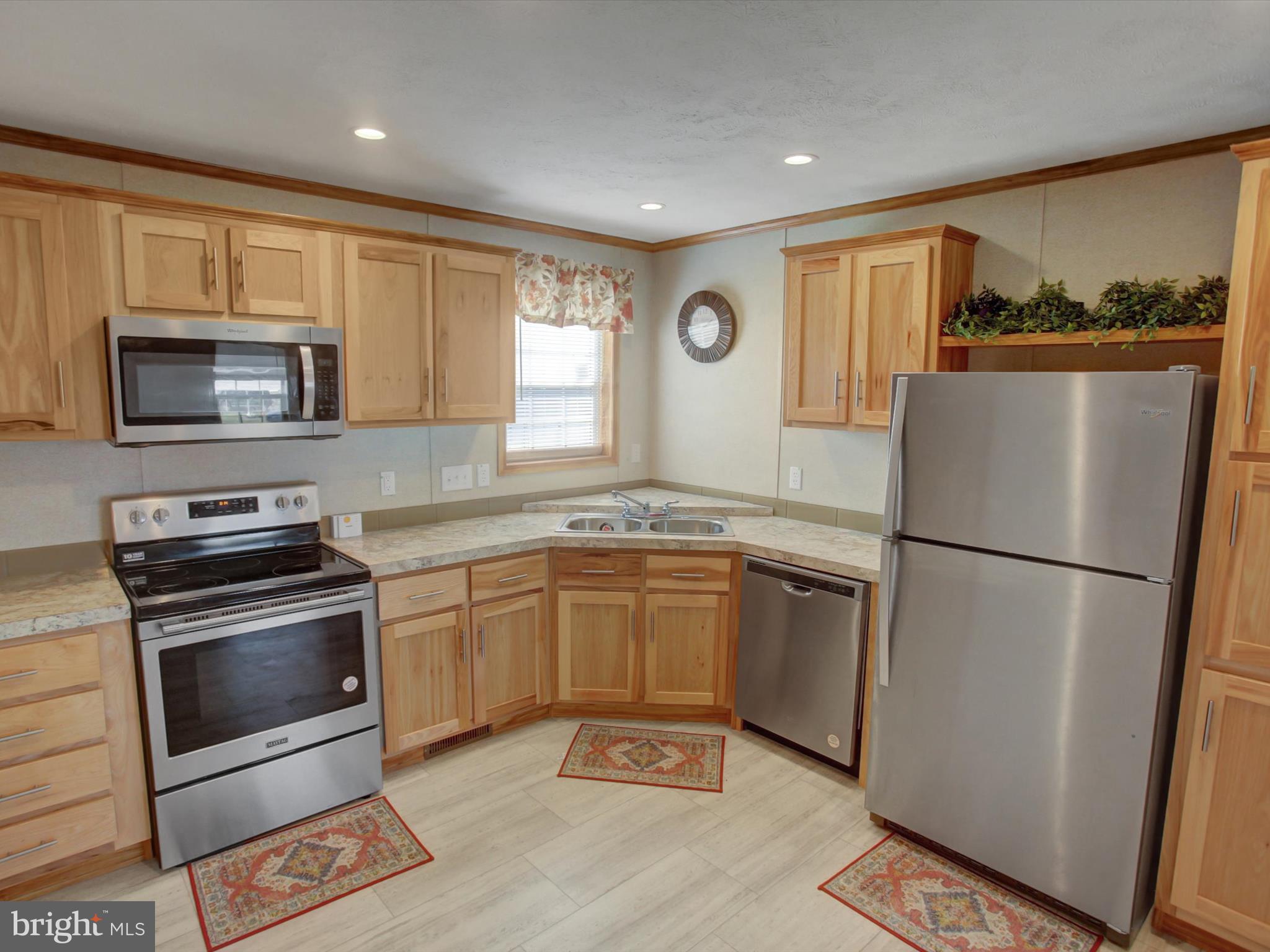 MAIZEFIELD COMMUNITY - Residential