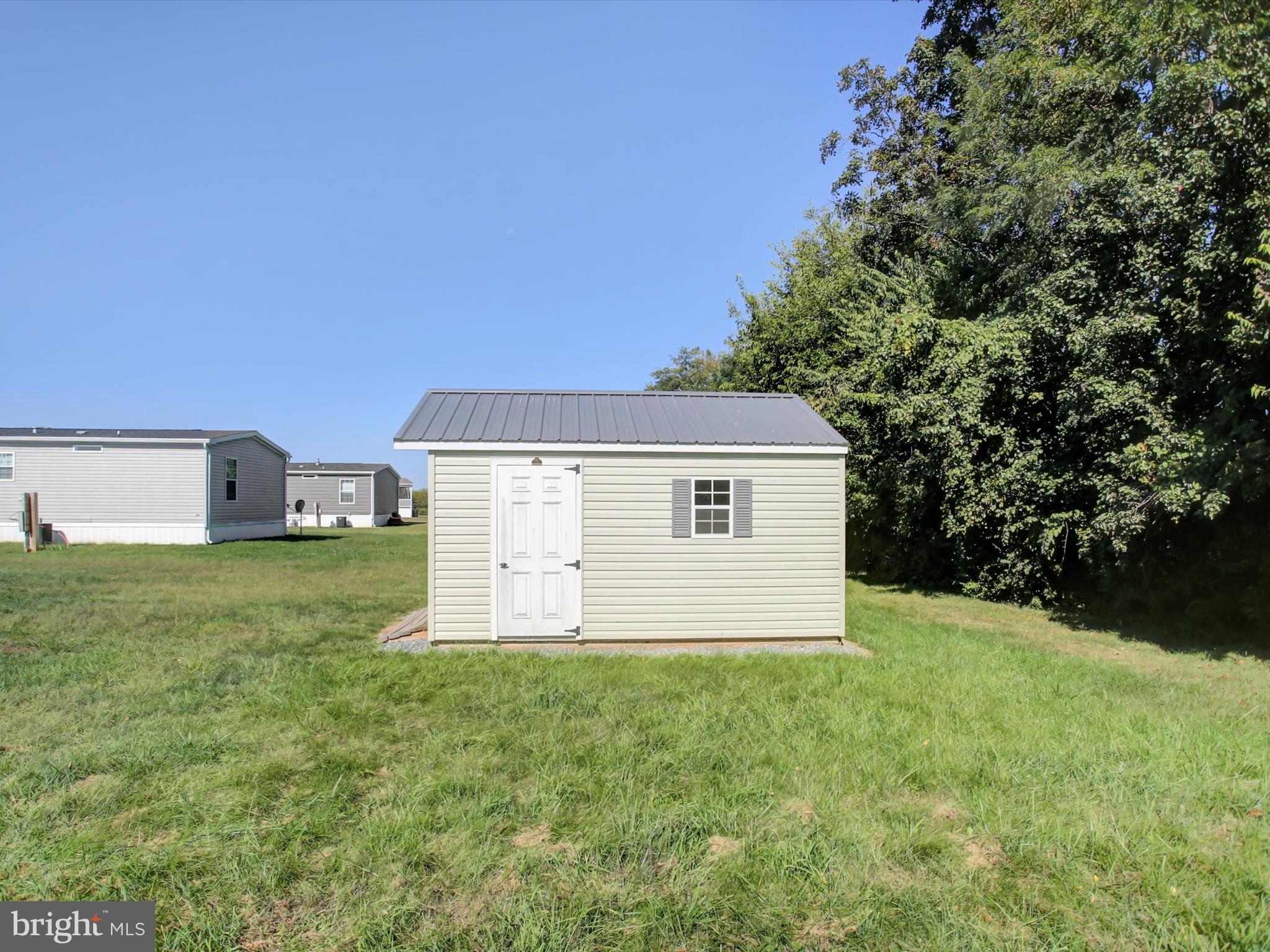 MAIZEFIELD COMMUNITY - Residential