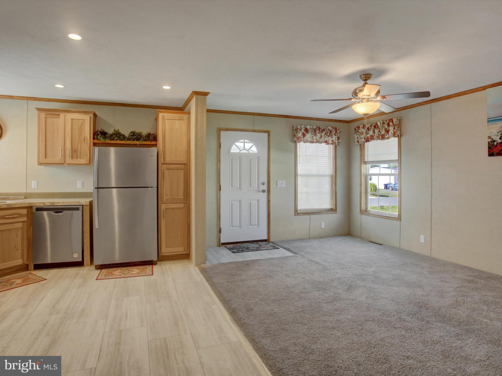 MAIZEFIELD COMMUNITY - Residential