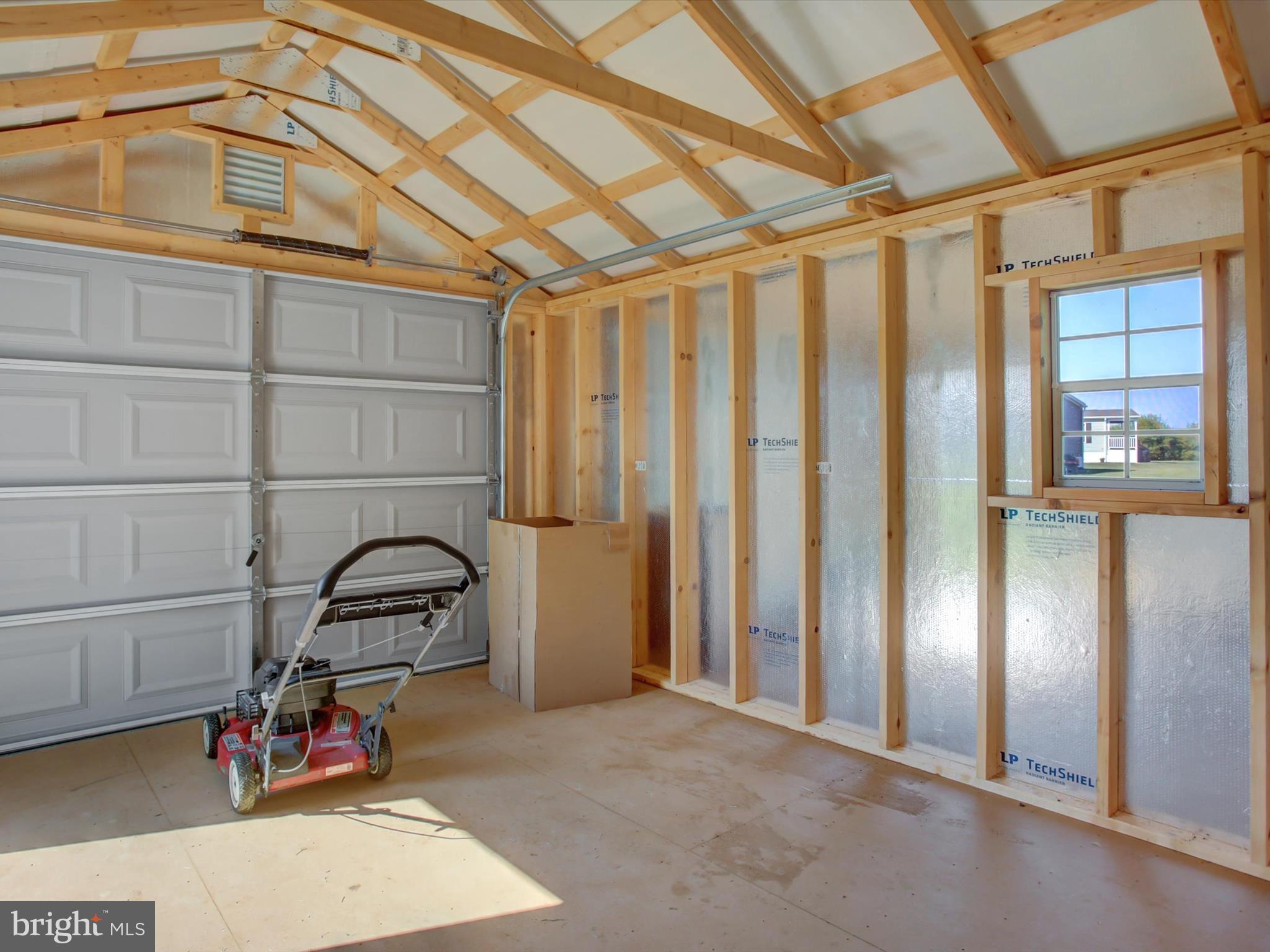 MAIZEFIELD COMMUNITY - Residential