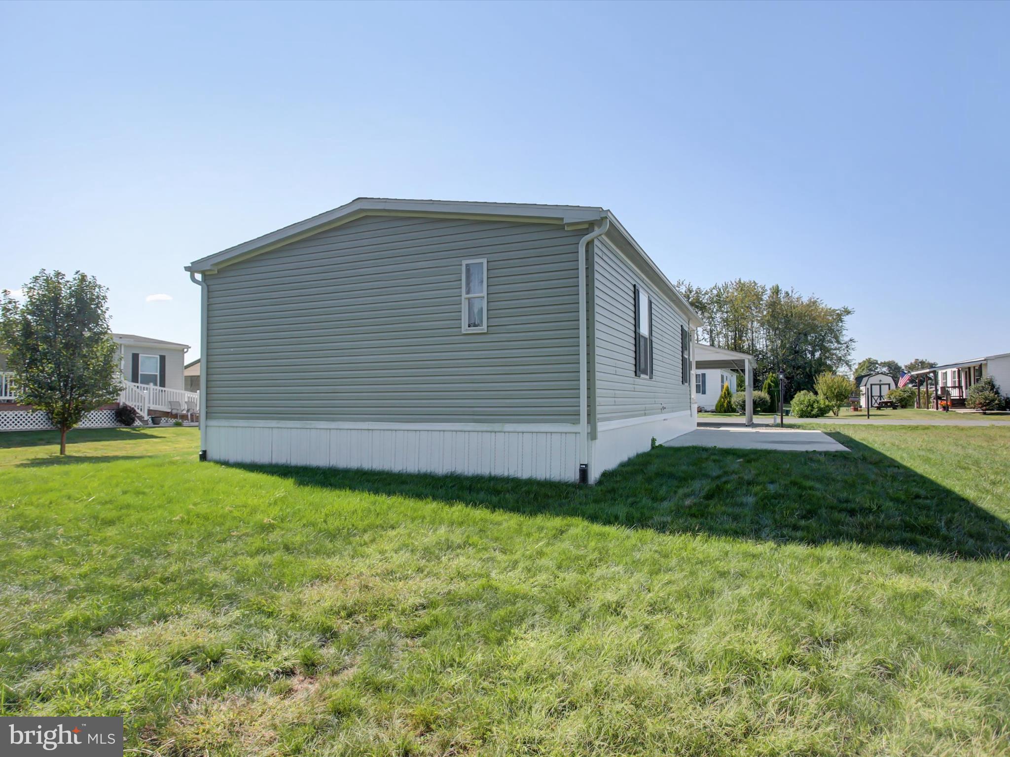 MAIZEFIELD COMMUNITY - Residential