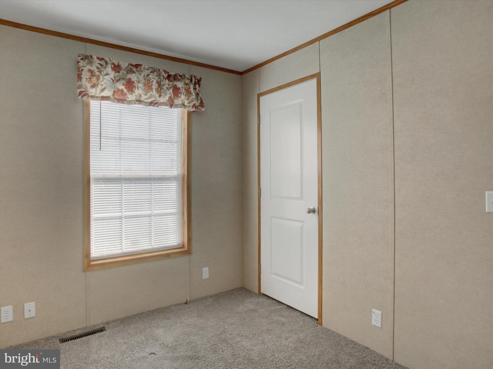 MAIZEFIELD COMMUNITY - Residential