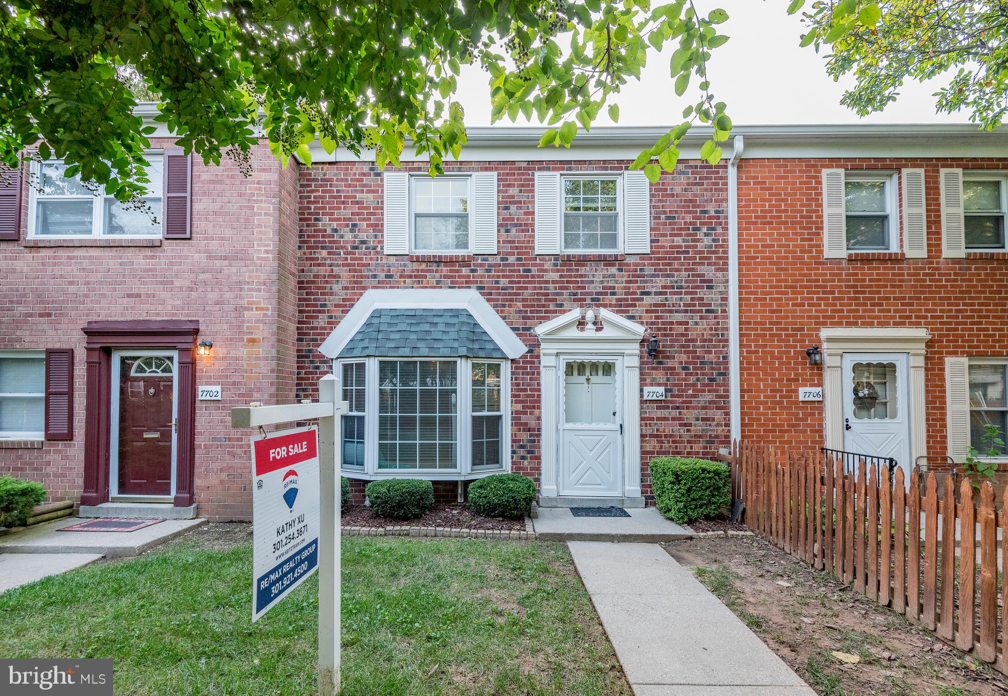 Beautiful move-in ready 3BR 2.5BA townhome near Greenbelt Lake. Fresh paint, new carpet, updated kitchen & baths, new 5-burner gas range, new SS dishwasher, plenty parking, double pane windows, covered balcony, Sep dining rm w/bay window. Minutes from Greenbelt Metro, 295, 495, NASA Goddard, UMD etc. Unit comes with home warranty, separate indoor storage, laundry hook-up.