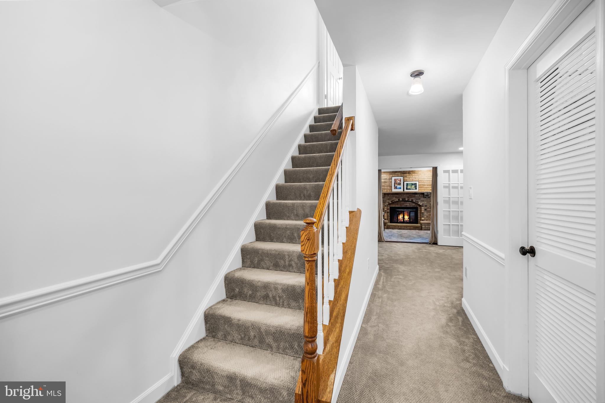 PINECREST - Residential