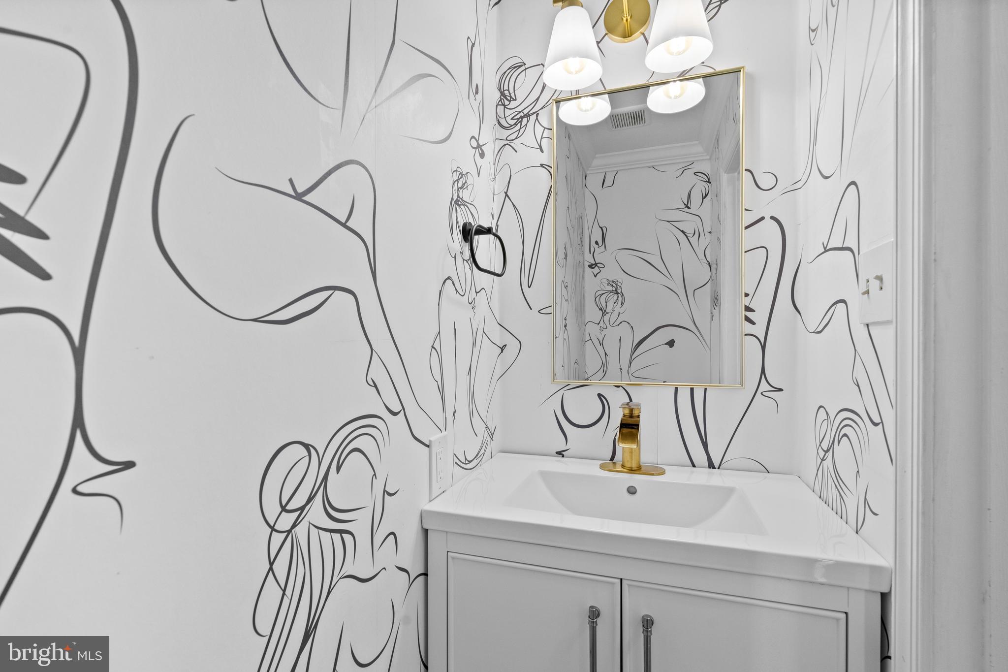 PINECREST - Residential