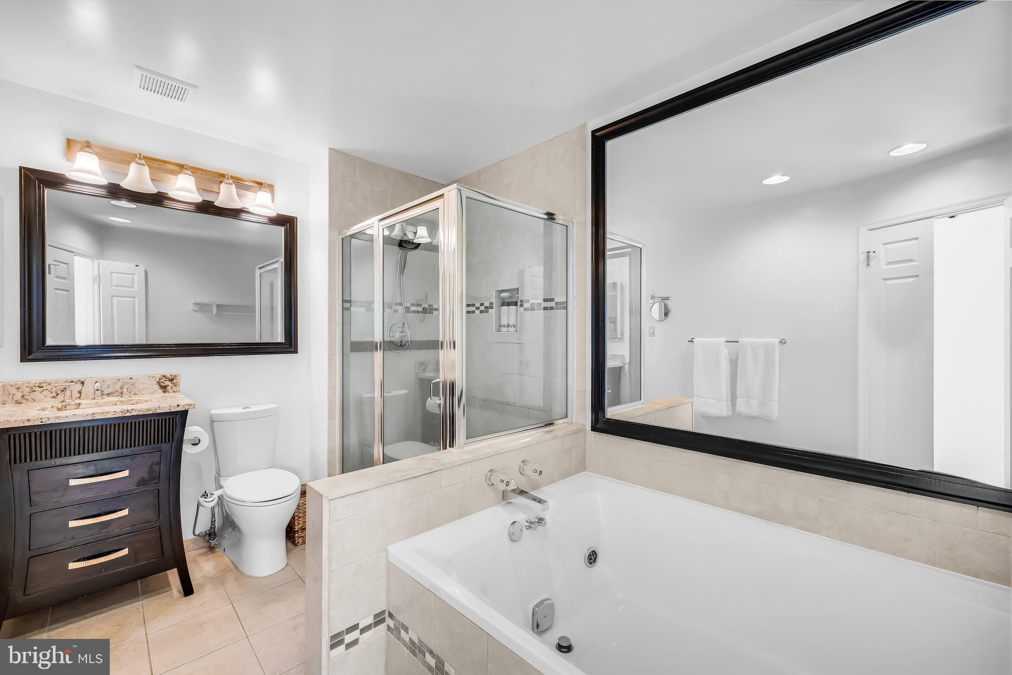 PINECREST - Residential