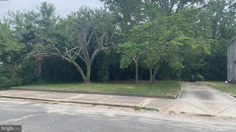 Vacant Land For Sale - 88 Railroad Avenue<br/> PENNS GROVE, NJ 08069