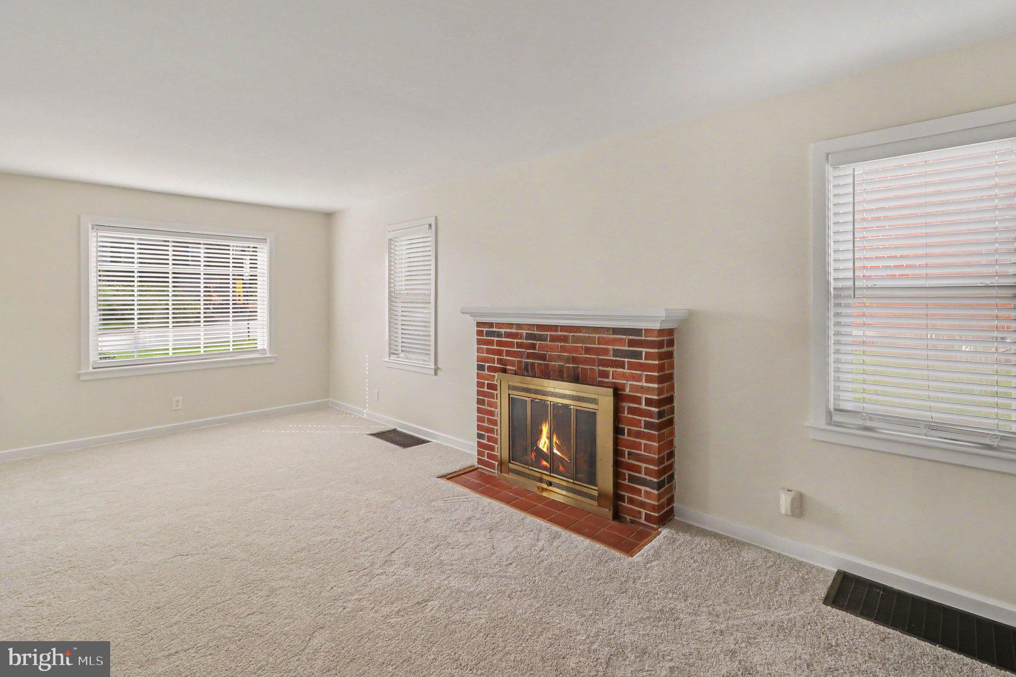 223 W ORE STREET