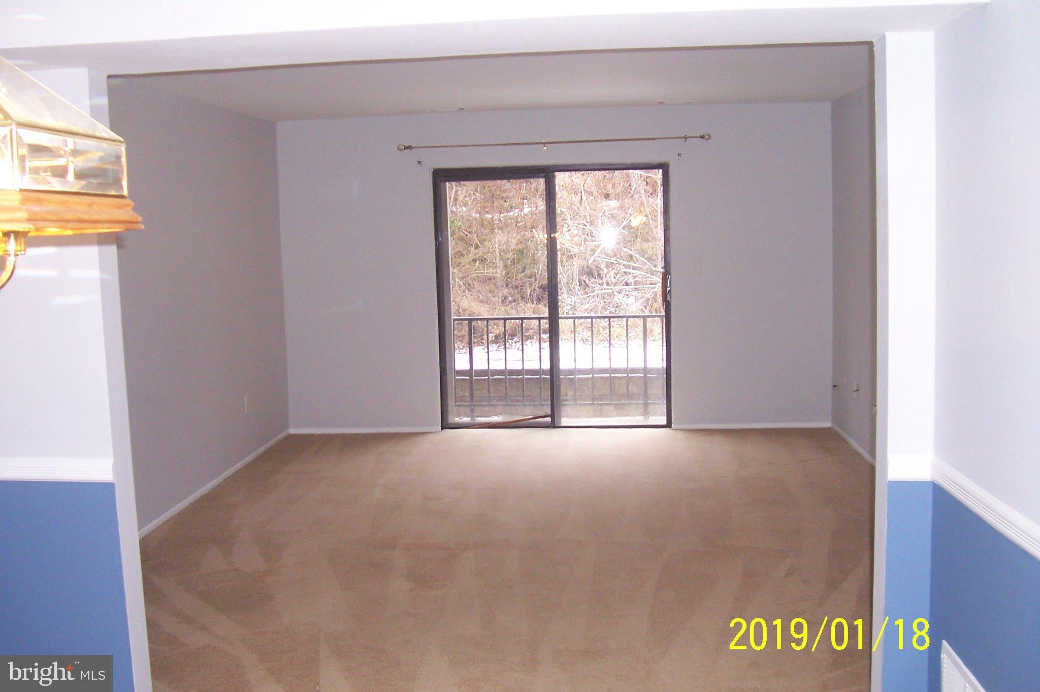 2002 SILVER COURT