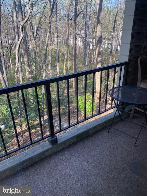 IVYMOUNT COURT - Residential Lease