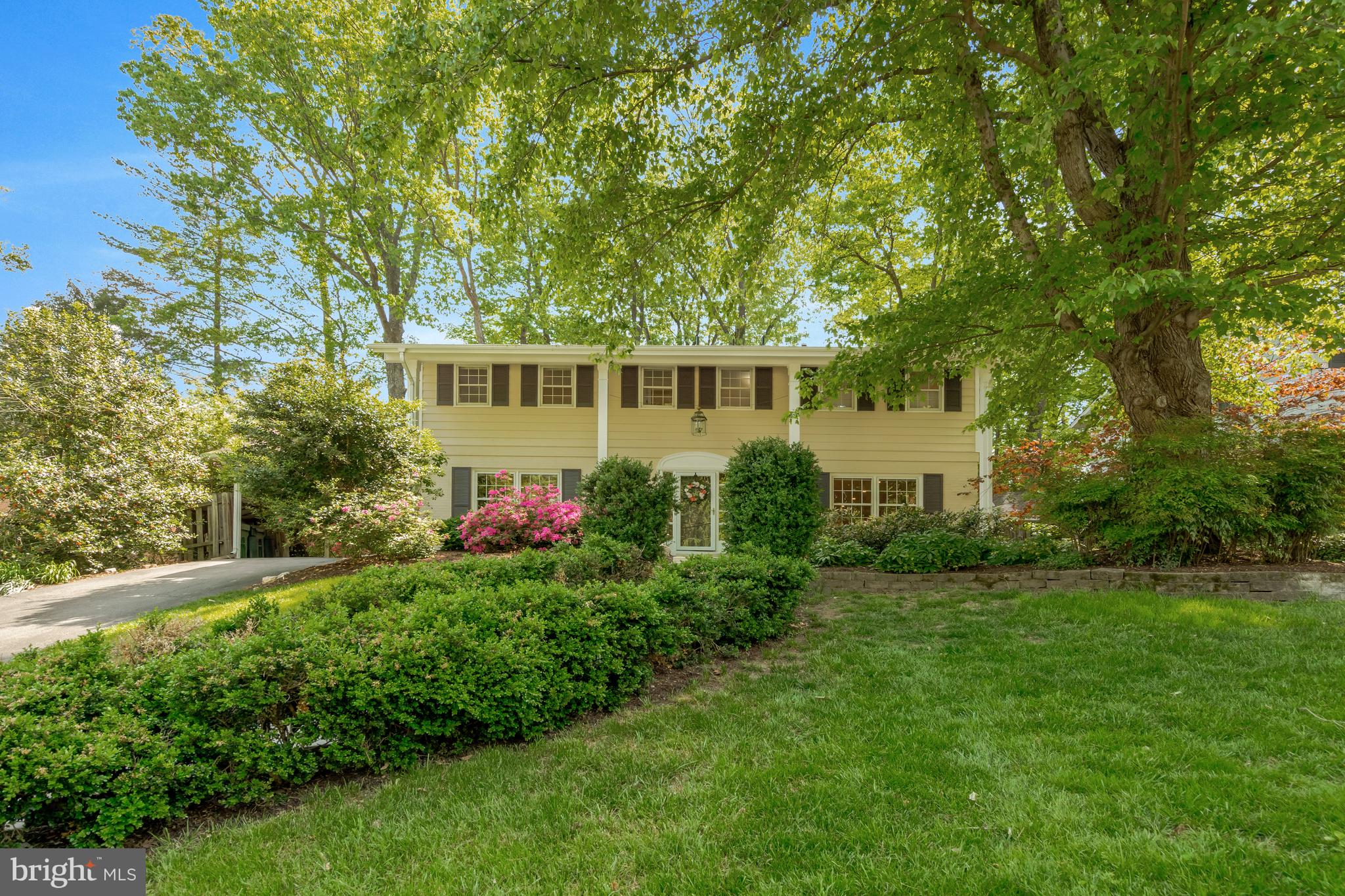 MANTUA HILLS - Residential