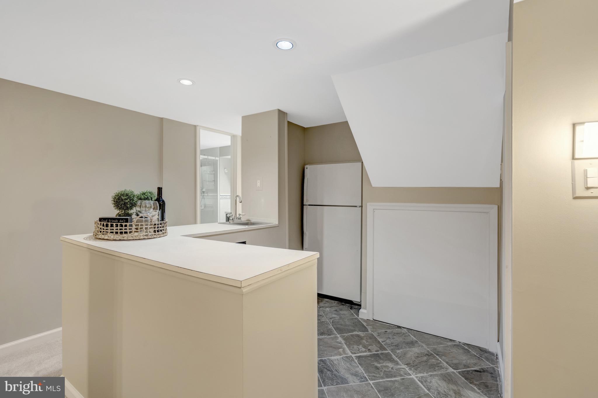 MANTUA HILLS - Residential