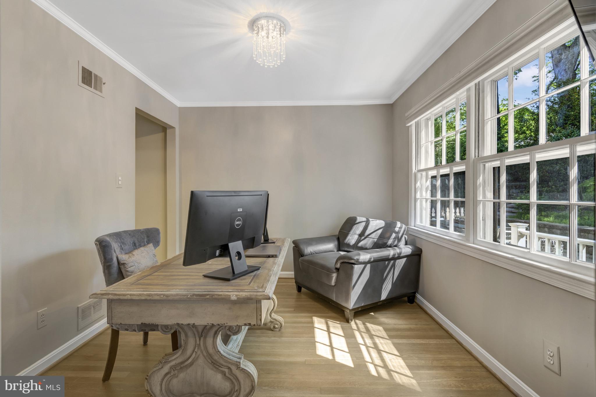 MANTUA HILLS - Residential