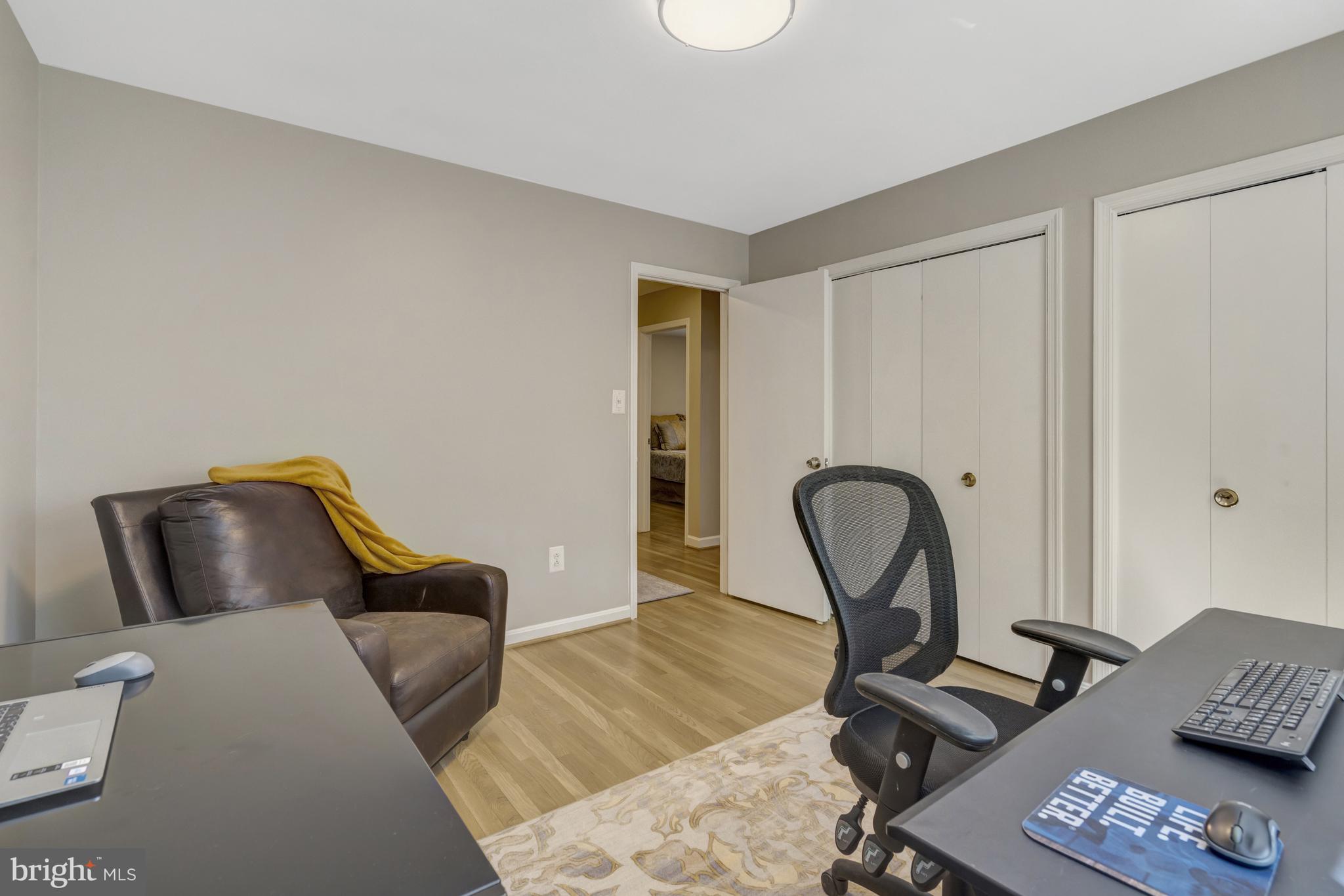 MANTUA HILLS - Residential