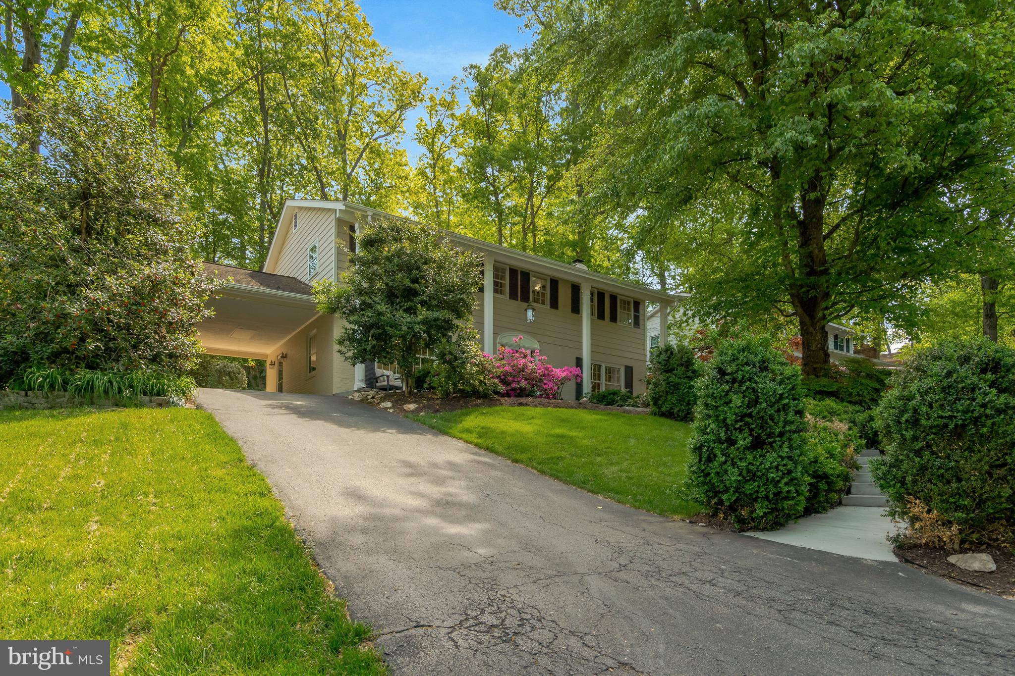 MANTUA HILLS - Residential