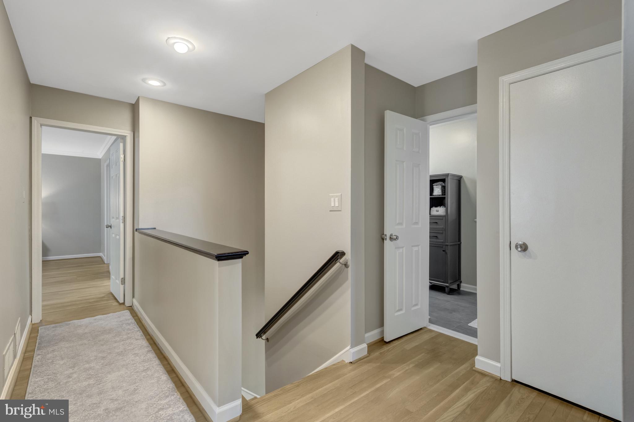 MANTUA HILLS - Residential