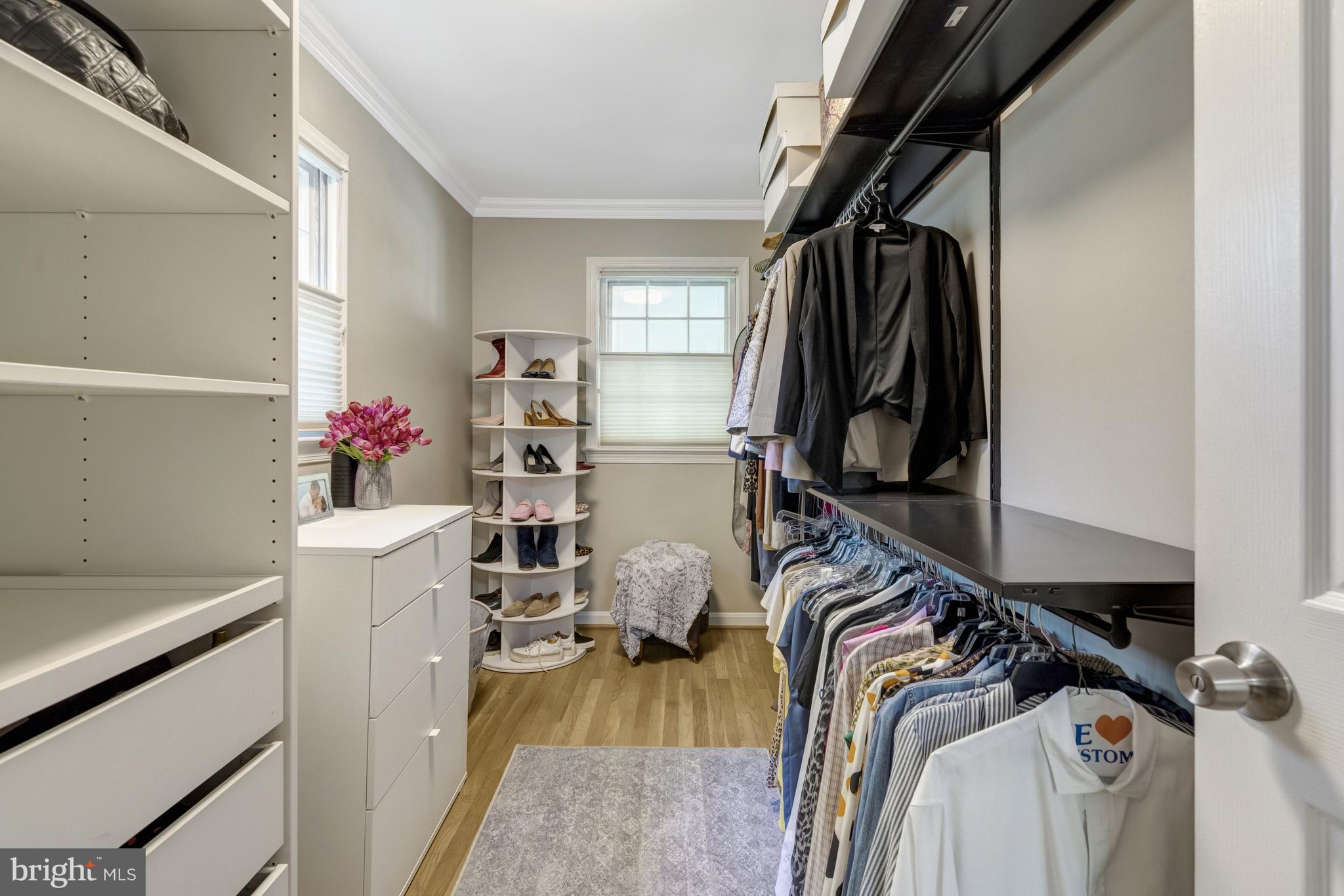 MANTUA HILLS - Residential