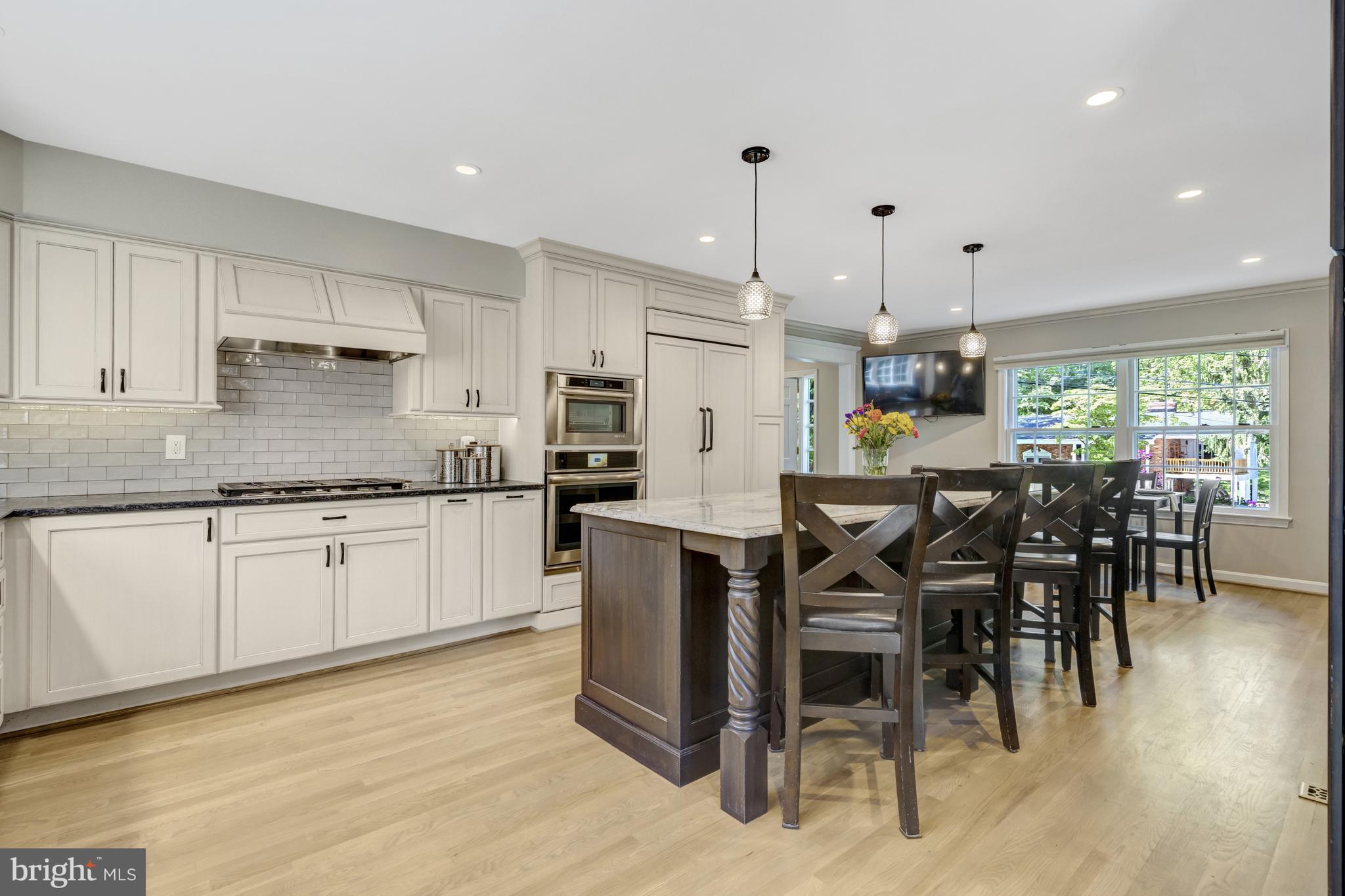 MANTUA HILLS - Residential