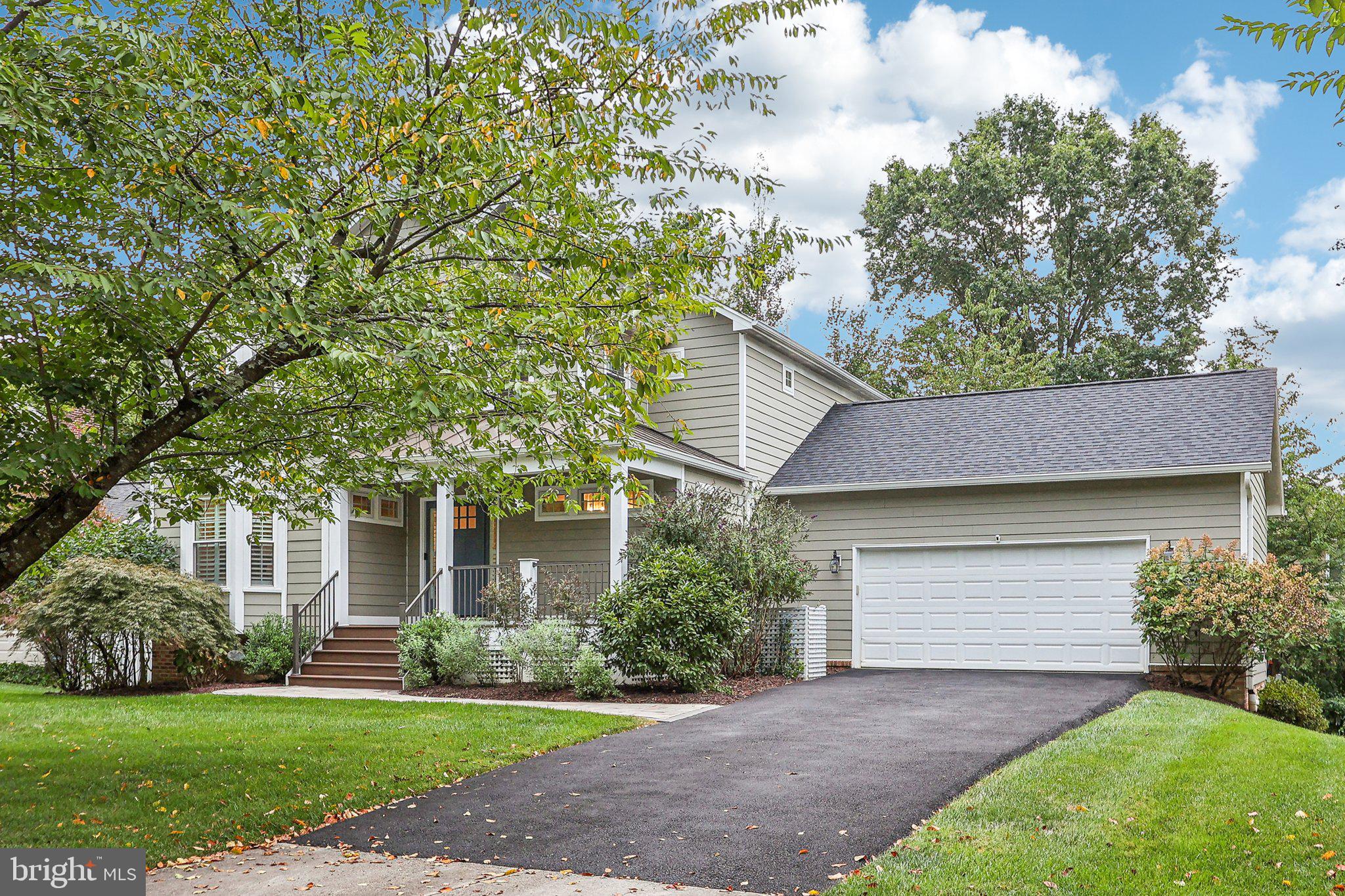 MCLEAN MEADOWS - Residential