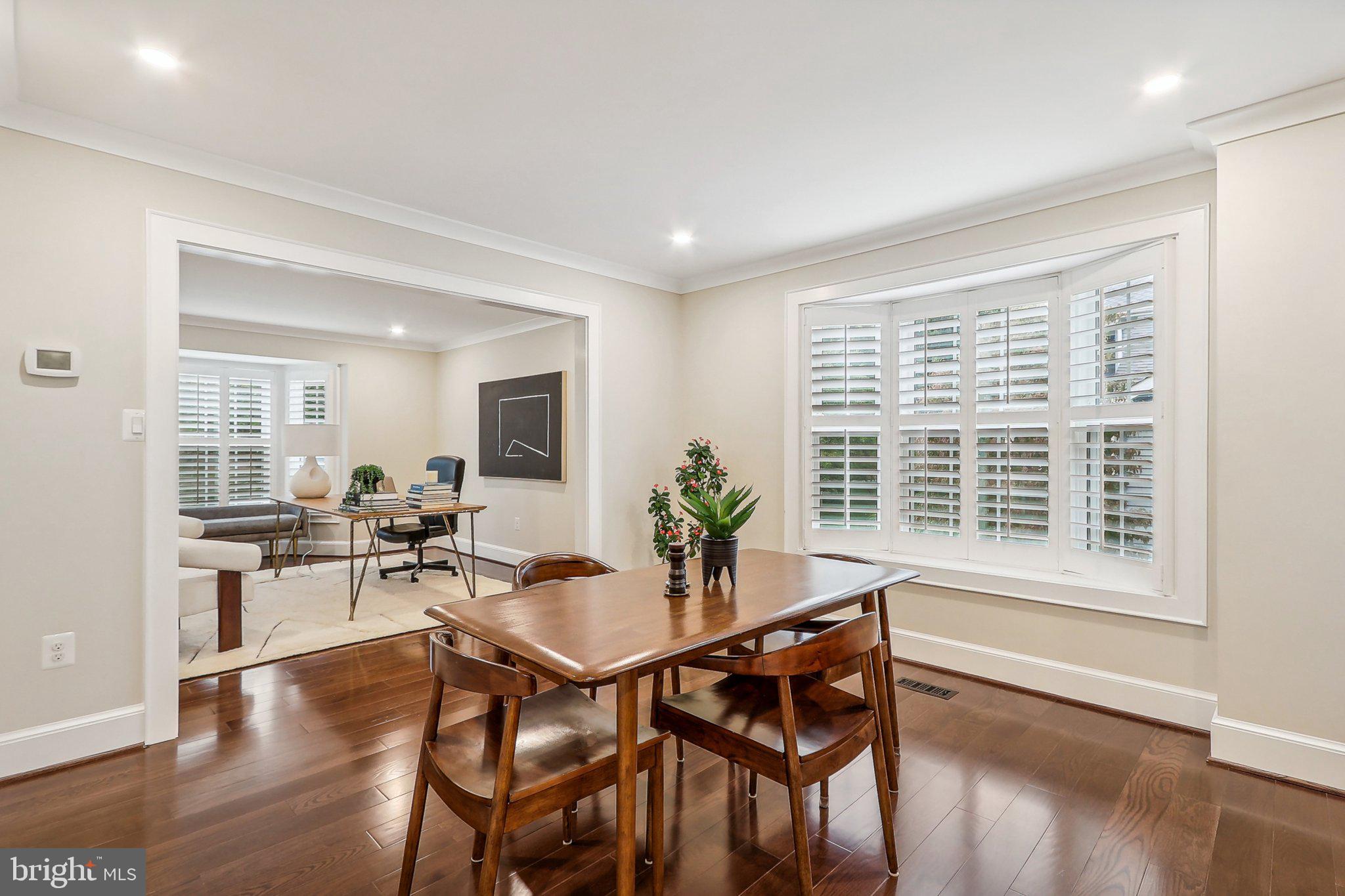 MCLEAN MEADOWS - Residential