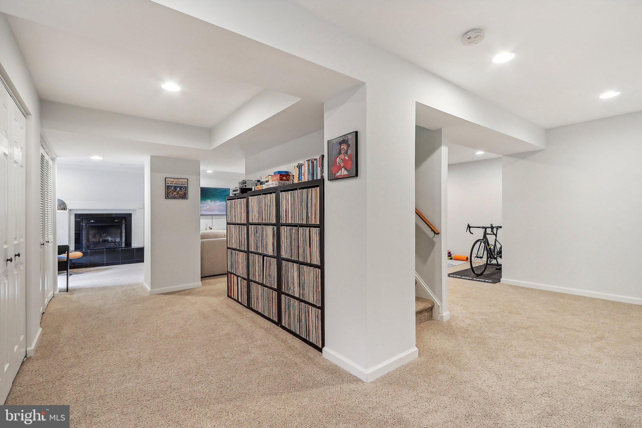 MCLEAN MEADOWS - Residential