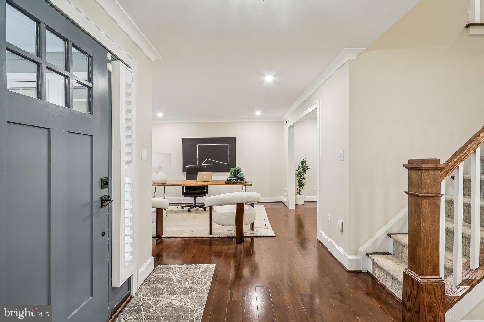 MCLEAN MEADOWS - Residential