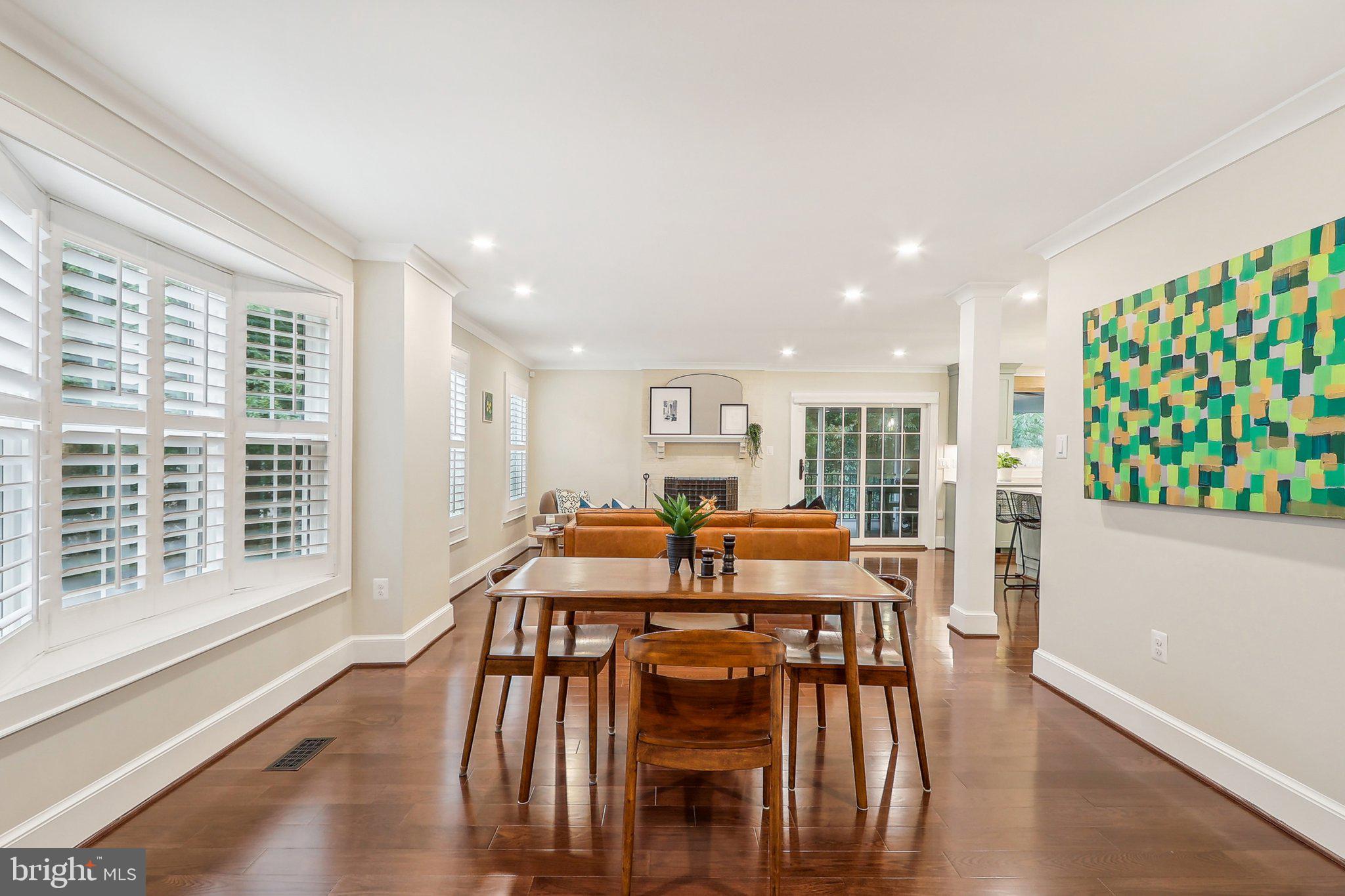 MCLEAN MEADOWS - Residential