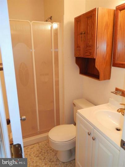 HARFORD SQUARE - Residential Lease