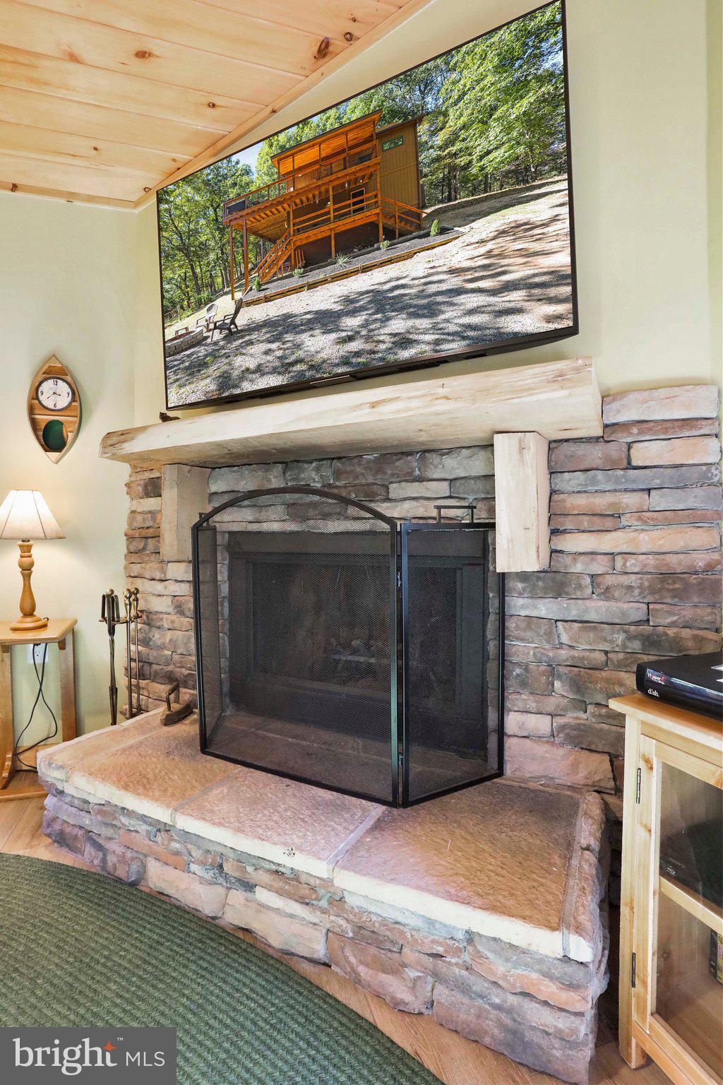 RIVER RIDGE - Residential