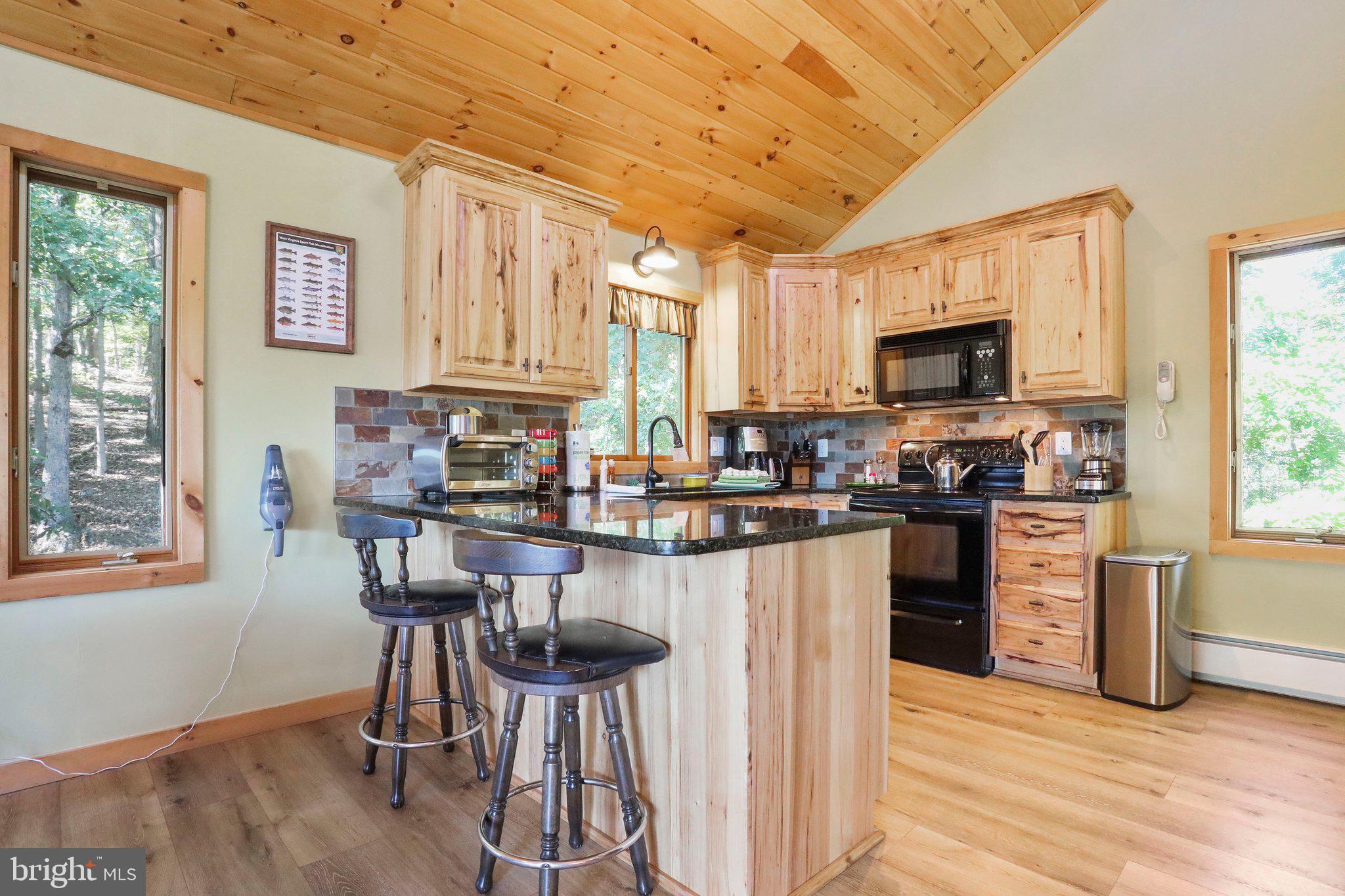 RIVER RIDGE - Residential