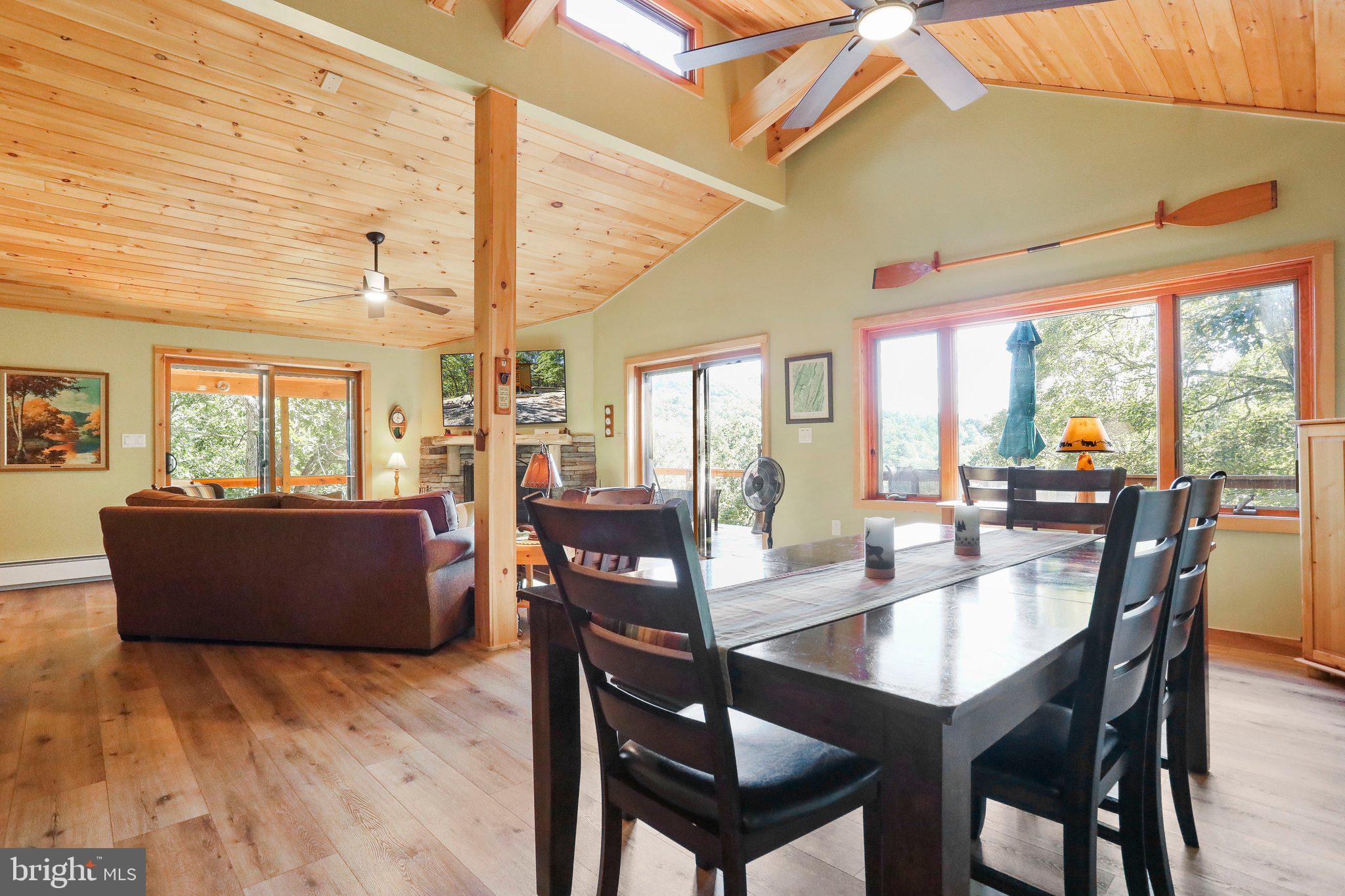 RIVER RIDGE - Residential