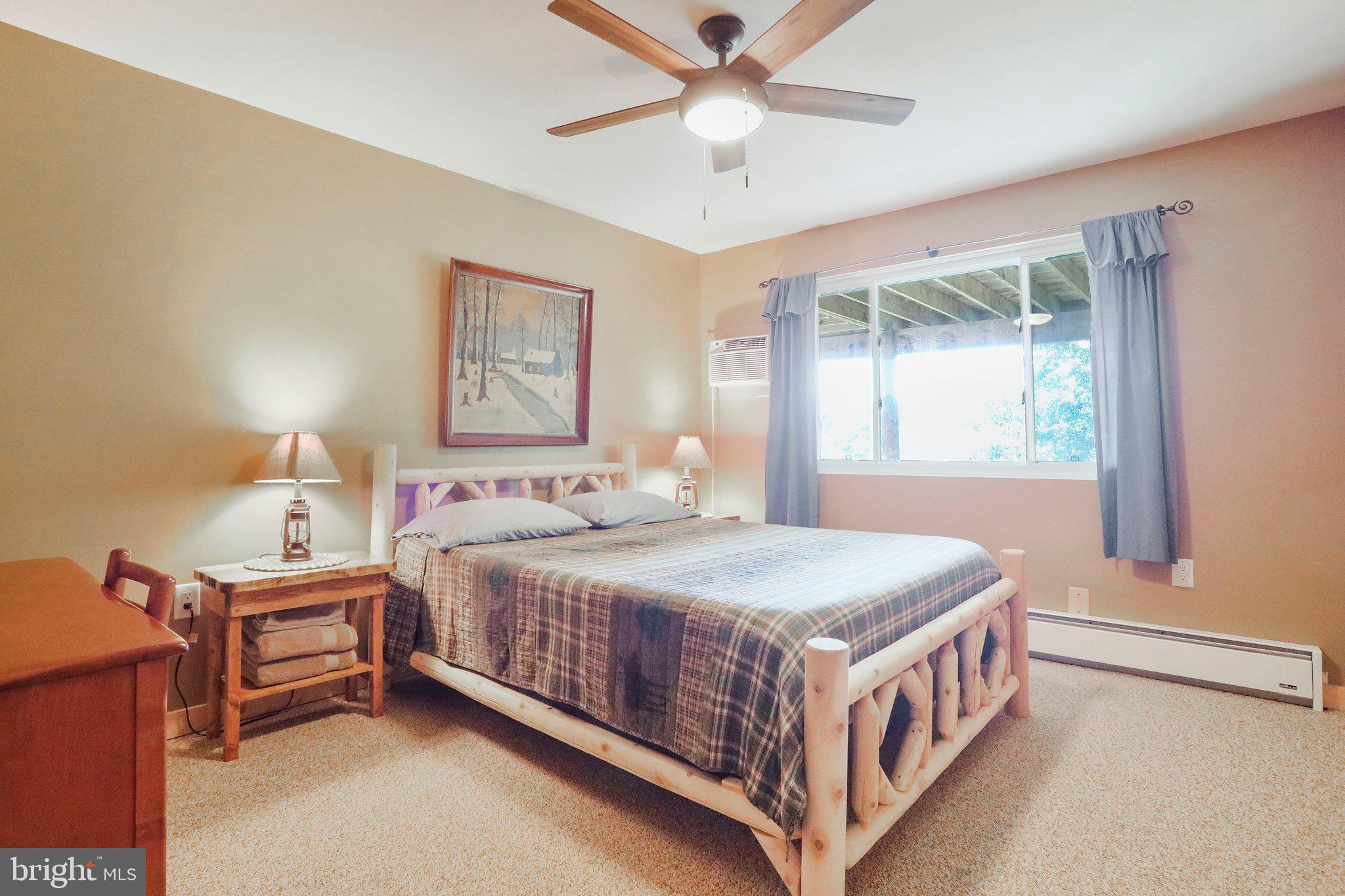 RIVER RIDGE - Residential