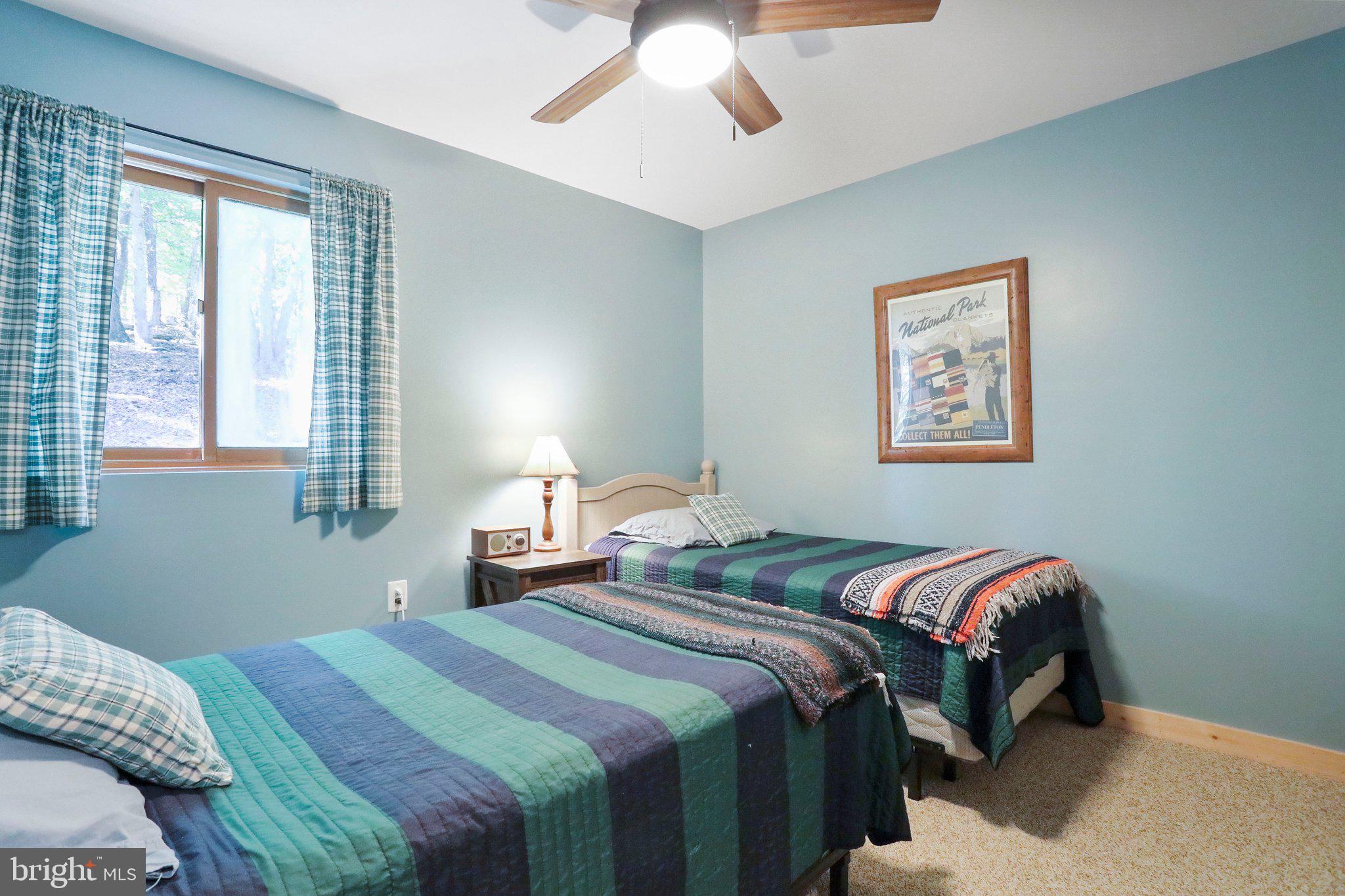 RIVER RIDGE - Residential