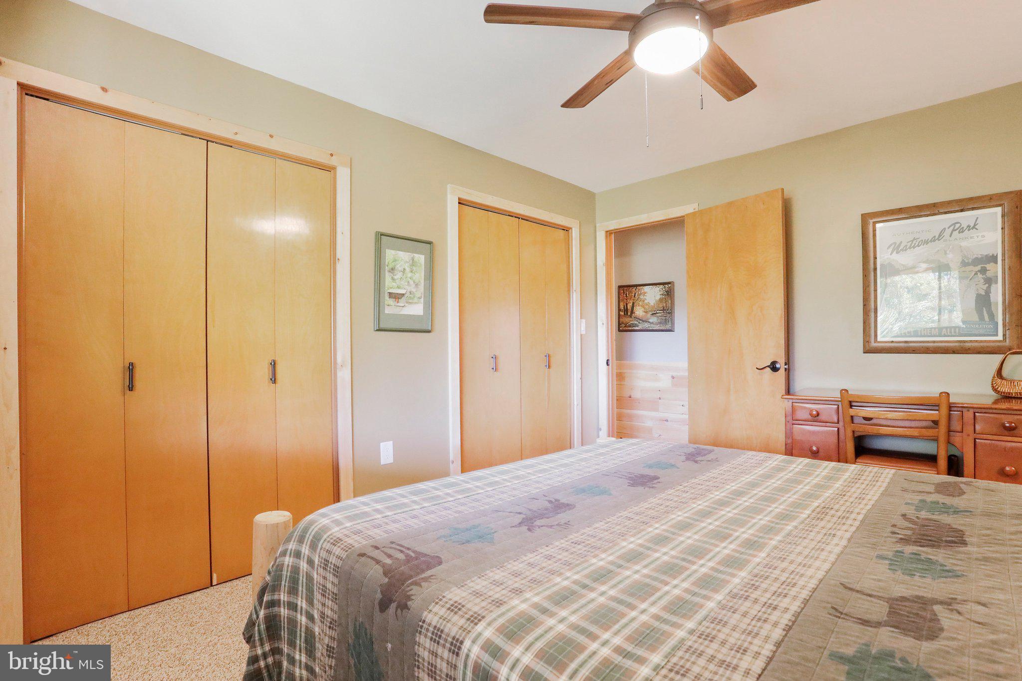 RIVER RIDGE - Residential