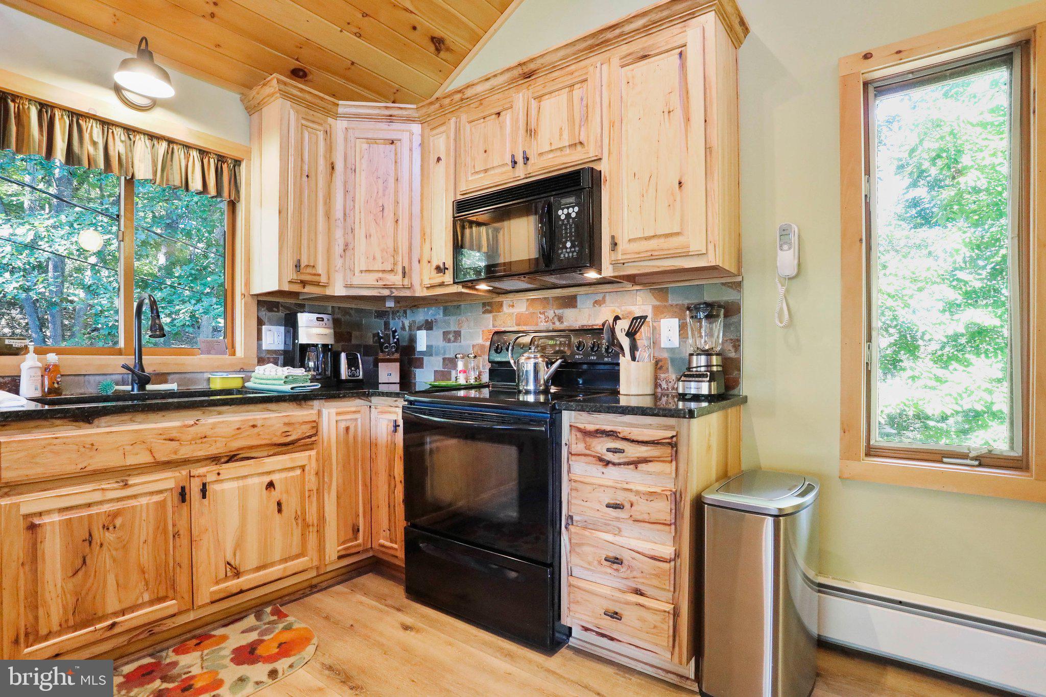 RIVER RIDGE - Residential