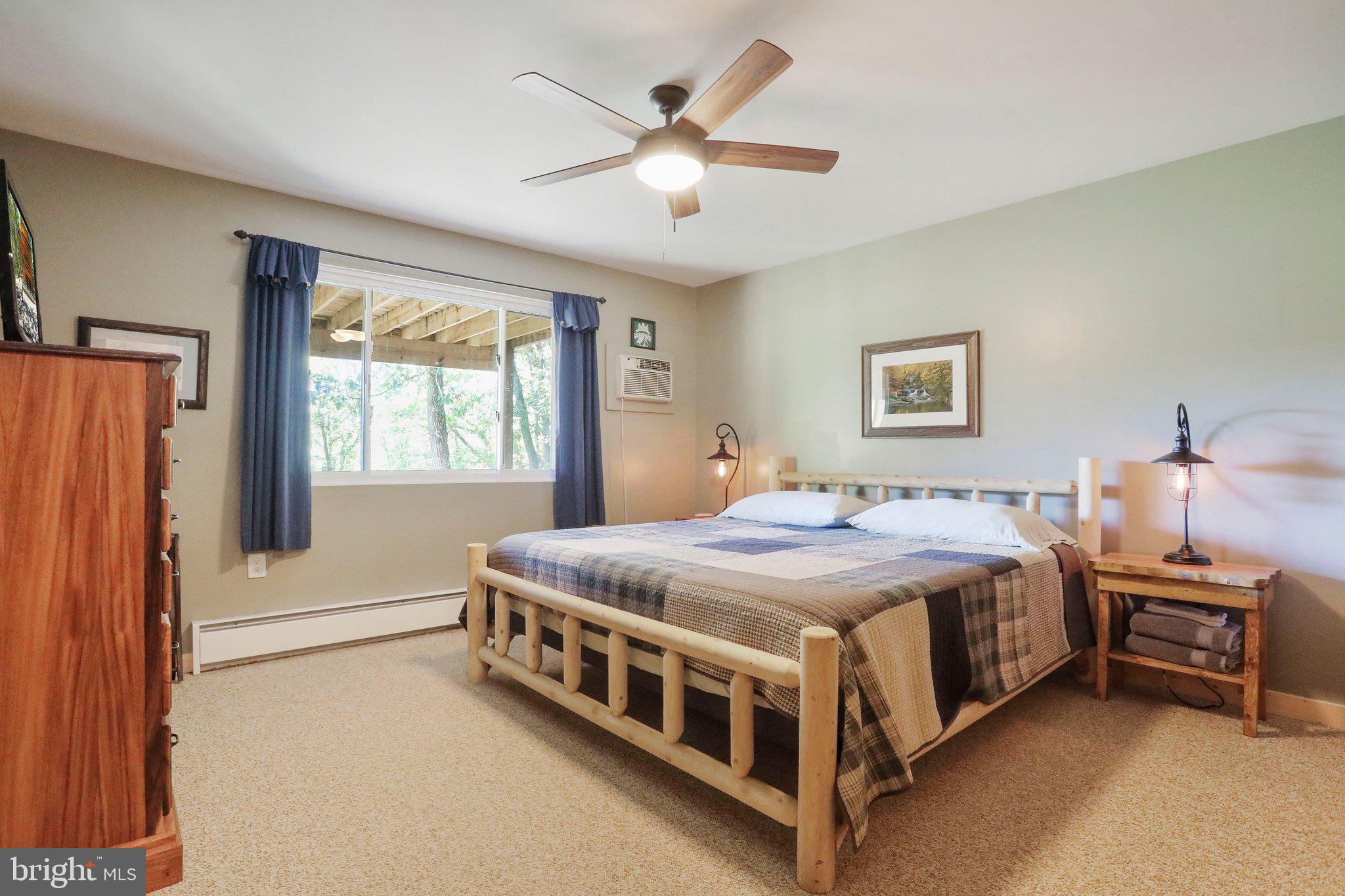 RIVER RIDGE - Residential