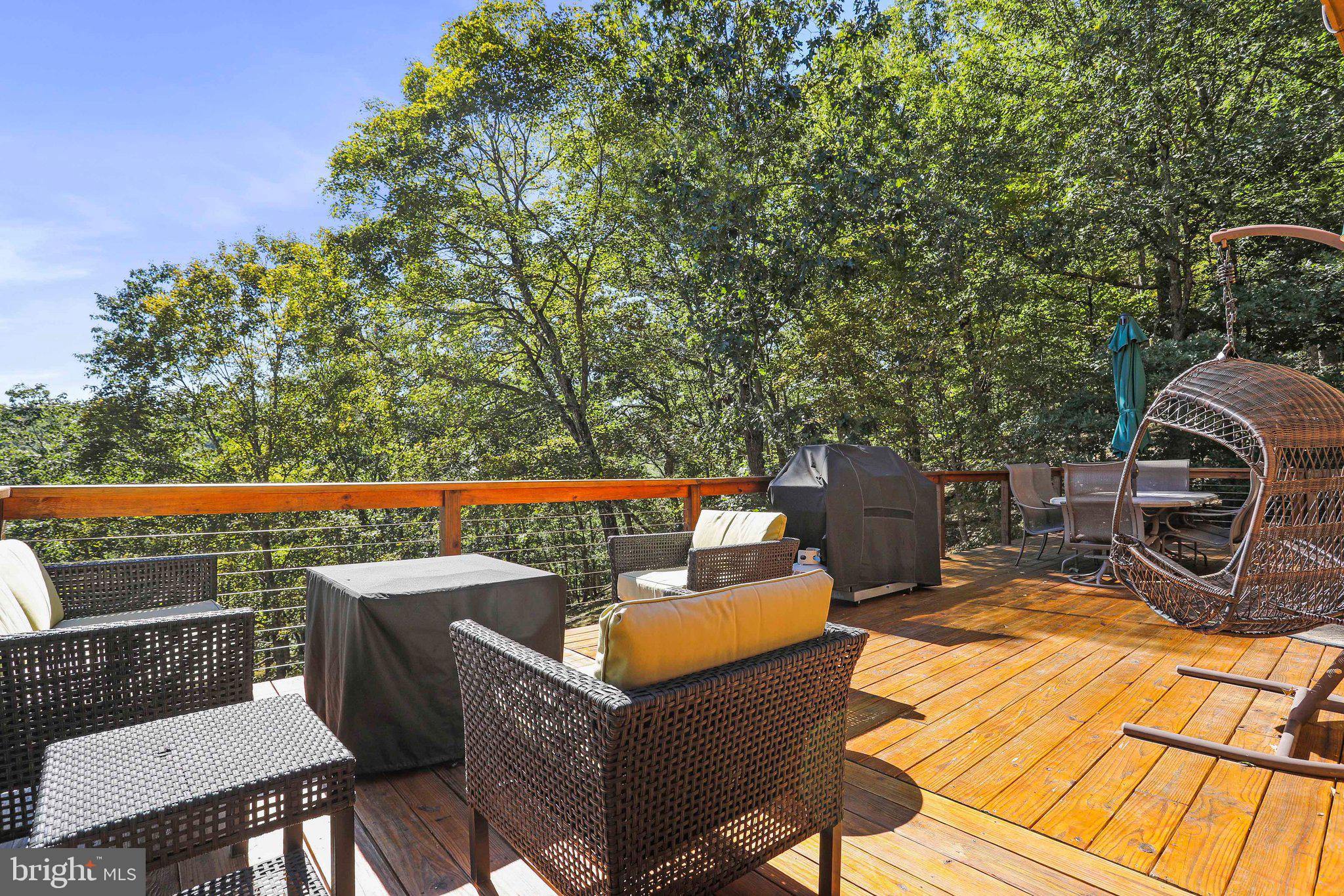 RIVER RIDGE - Residential