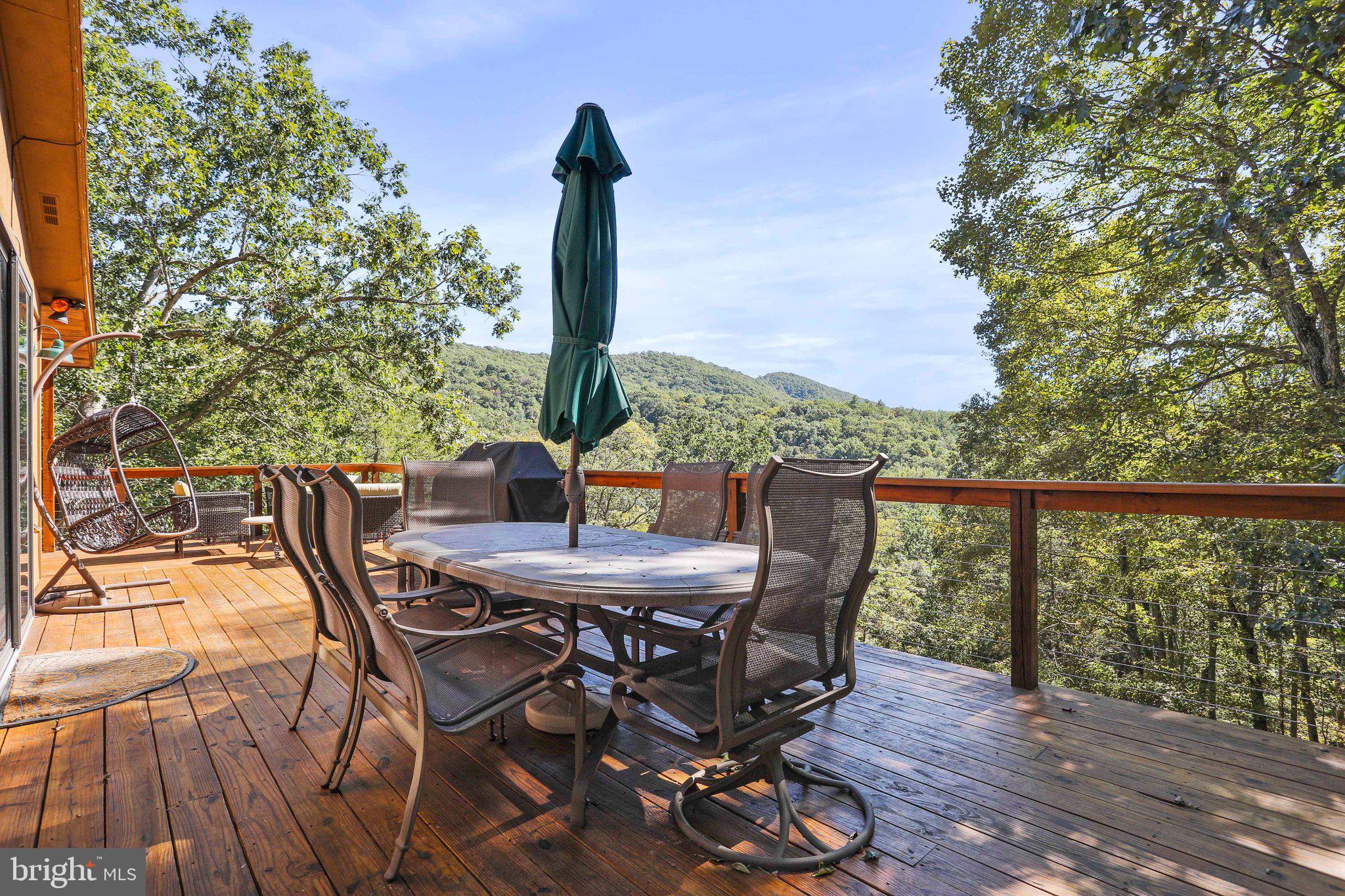 RIVER RIDGE - Residential