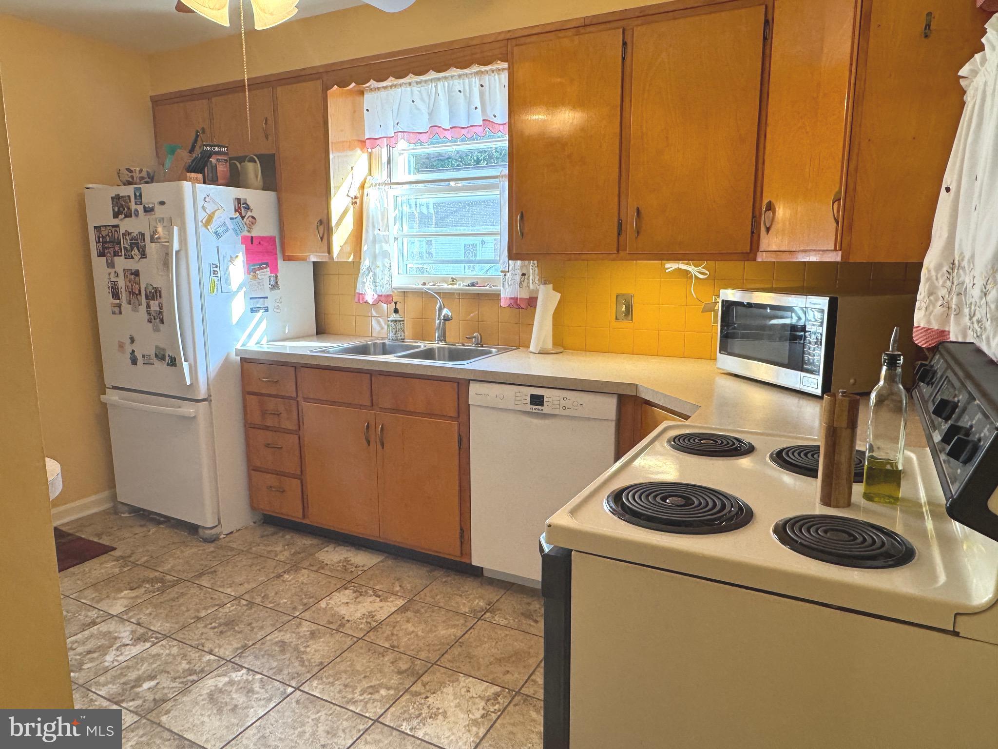 MOUNTVILLE BOROUGH - Residential