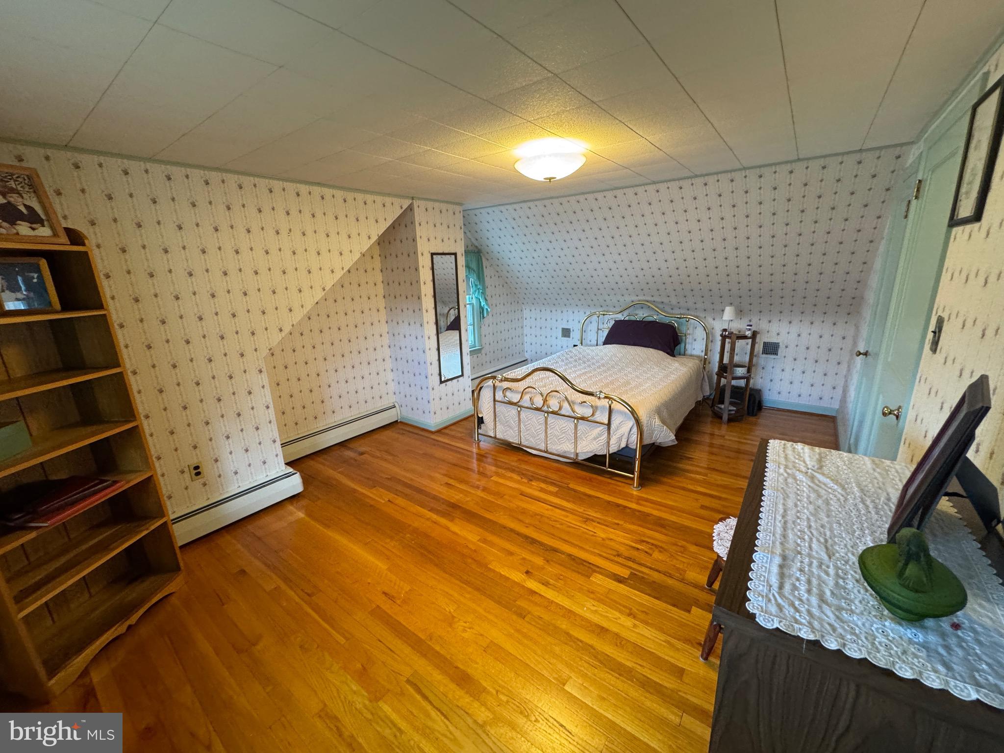 MOUNTVILLE BOROUGH - Residential