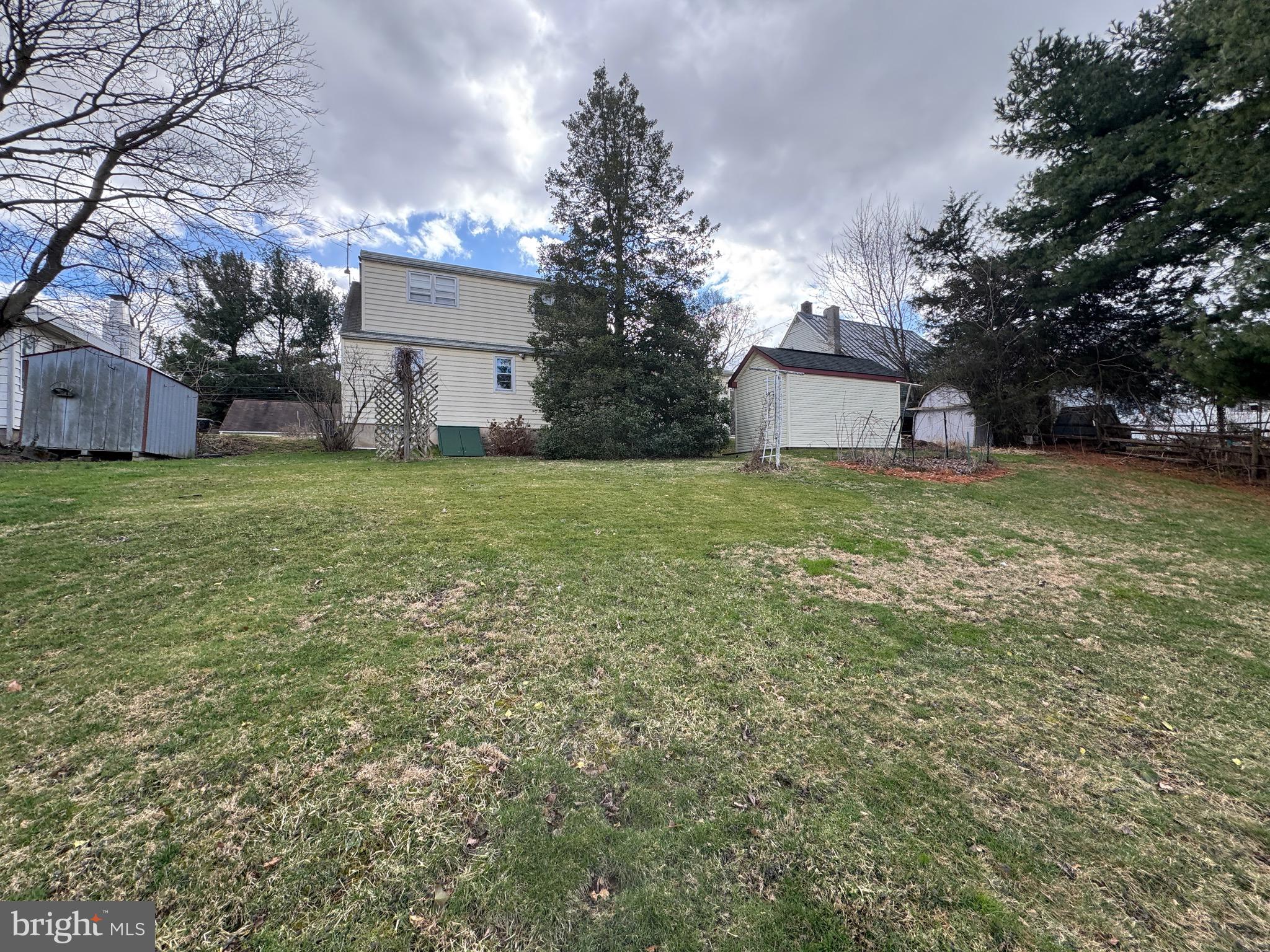 MOUNTVILLE BOROUGH - Residential