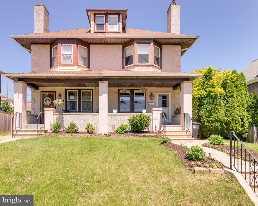 Freshly vacant, newly refreshed, and priced to move — this Upper East Conshohocken gem is ready for immediate occupancy. Featuring newly refinished hardwood floors, bright natural light, and a spacious layout, this 4-bedroom, 2.5-bath home blends classic character with the updates today’s buyers want most. Set on one of Conshohocken’s most picturesque tree-lined streets, the home offers central air, garage + off-street parking, generous room sizes, flexible living spaces, and private outdoor space perfect for relaxing or entertaining.
Located just minutes from downtown Conshohocken’s restaurants, shops, nightlife, parks, trails, and regional rail. Exceptional value in one of the borough’s most desirable neighborhoods. Easy to show and quick settlement possible.