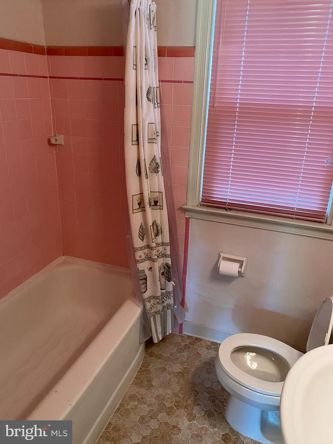 ROSLYN - Residential