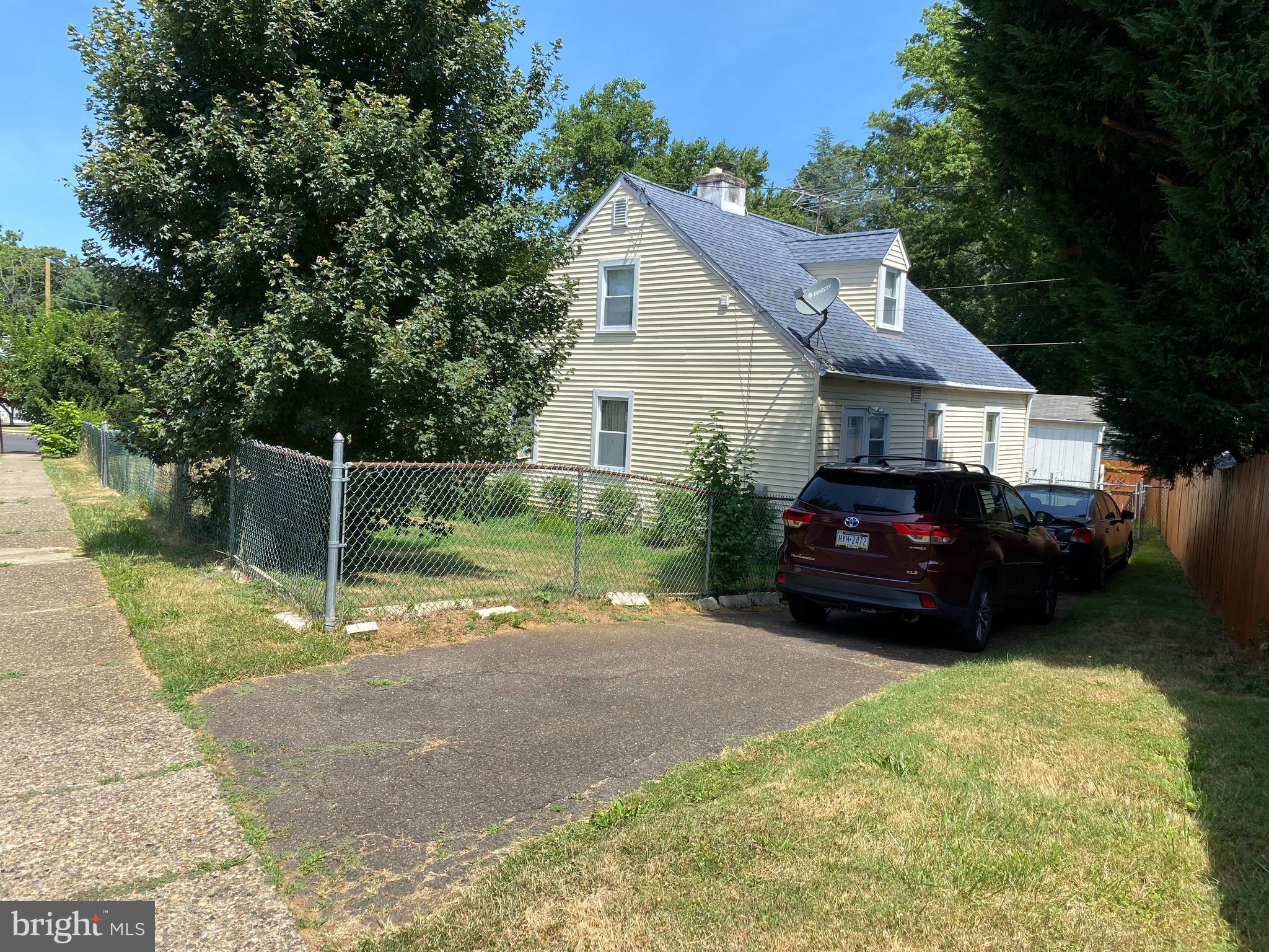 ROSLYN - Residential