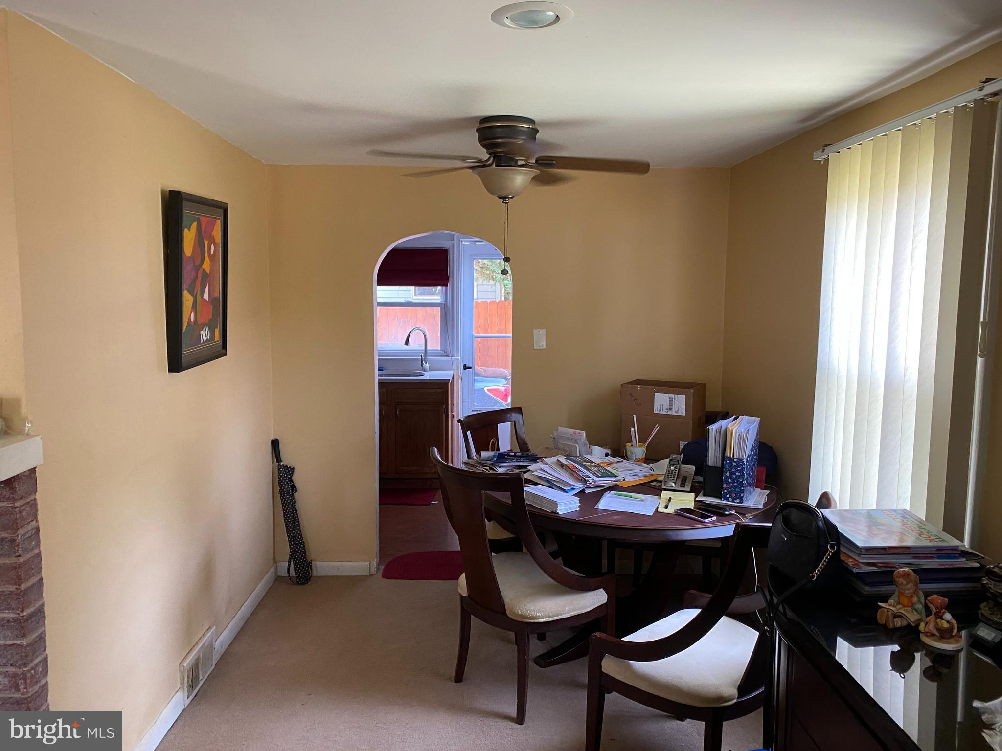 ROSLYN - Residential