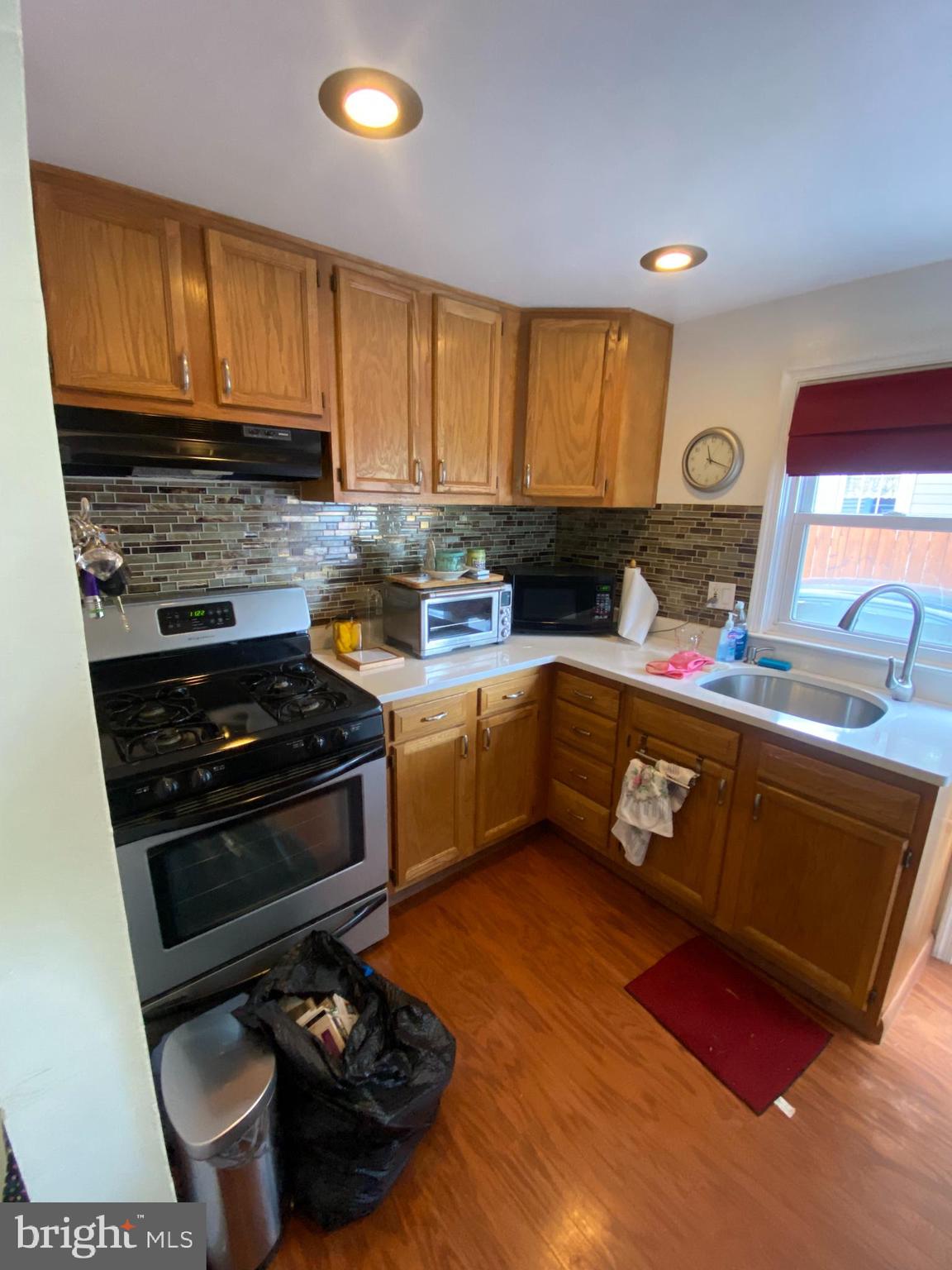 ROSLYN - Residential